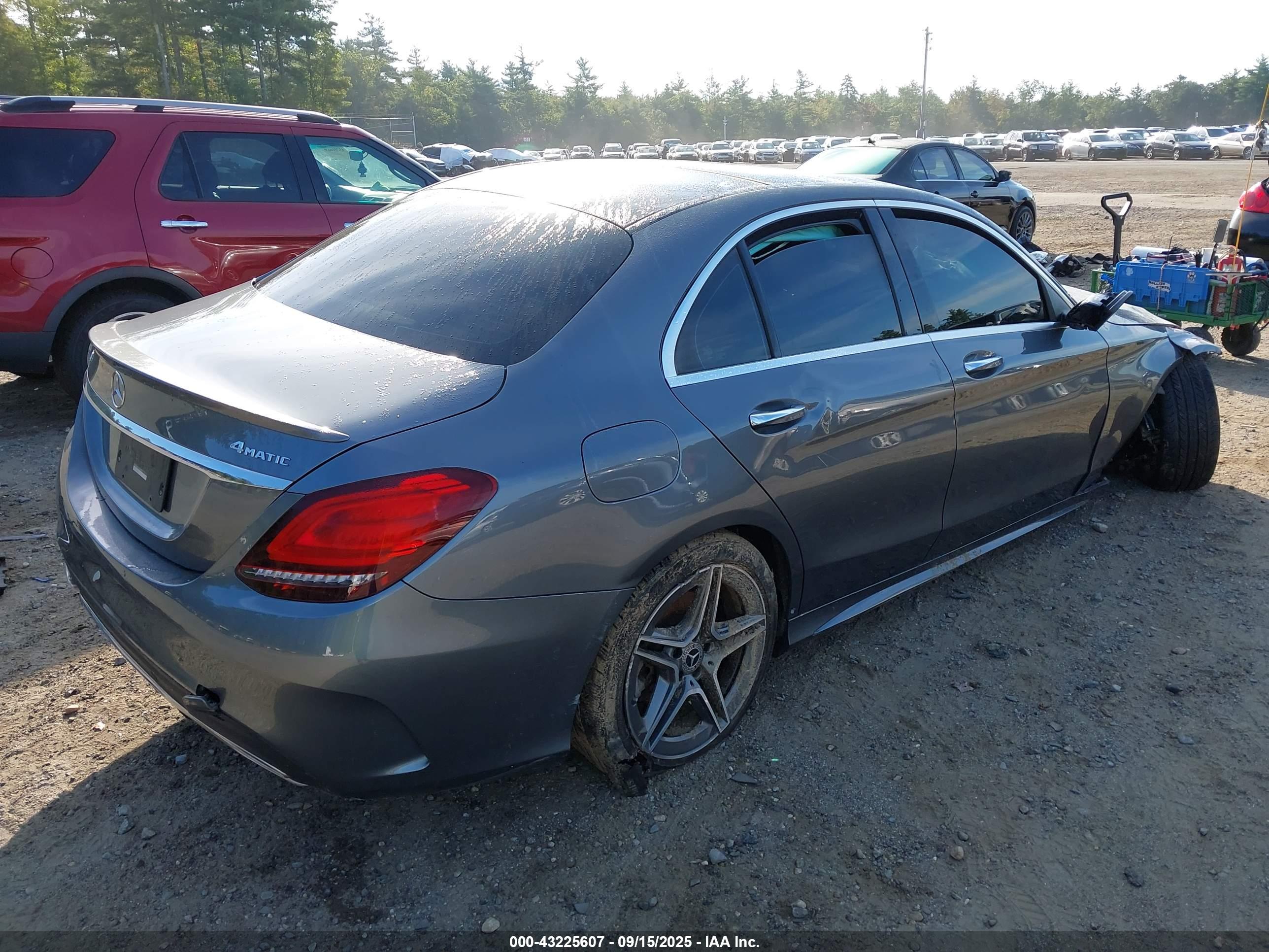 MERCEDES-BENZ C image 4