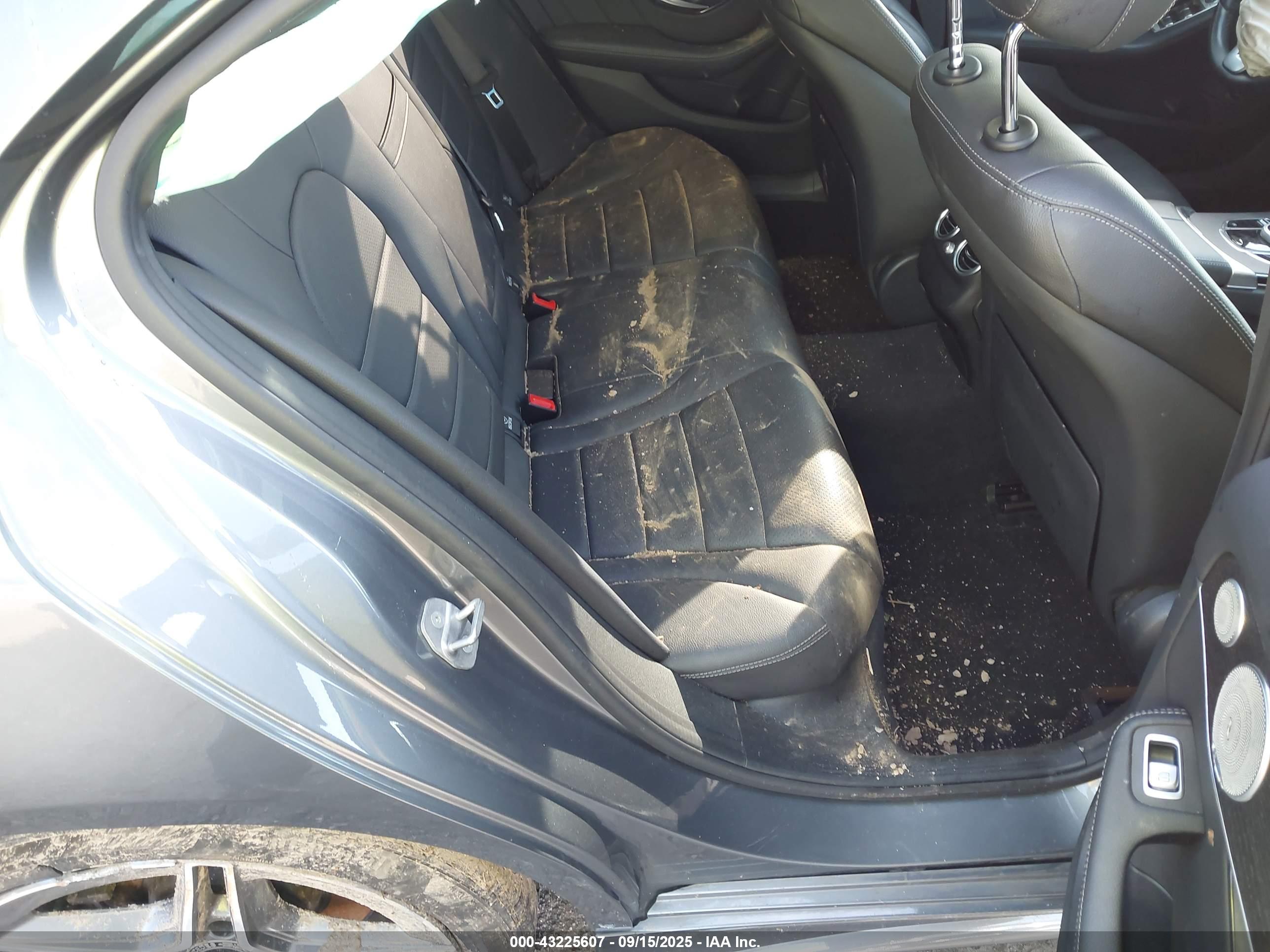 MERCEDES-BENZ C image 8