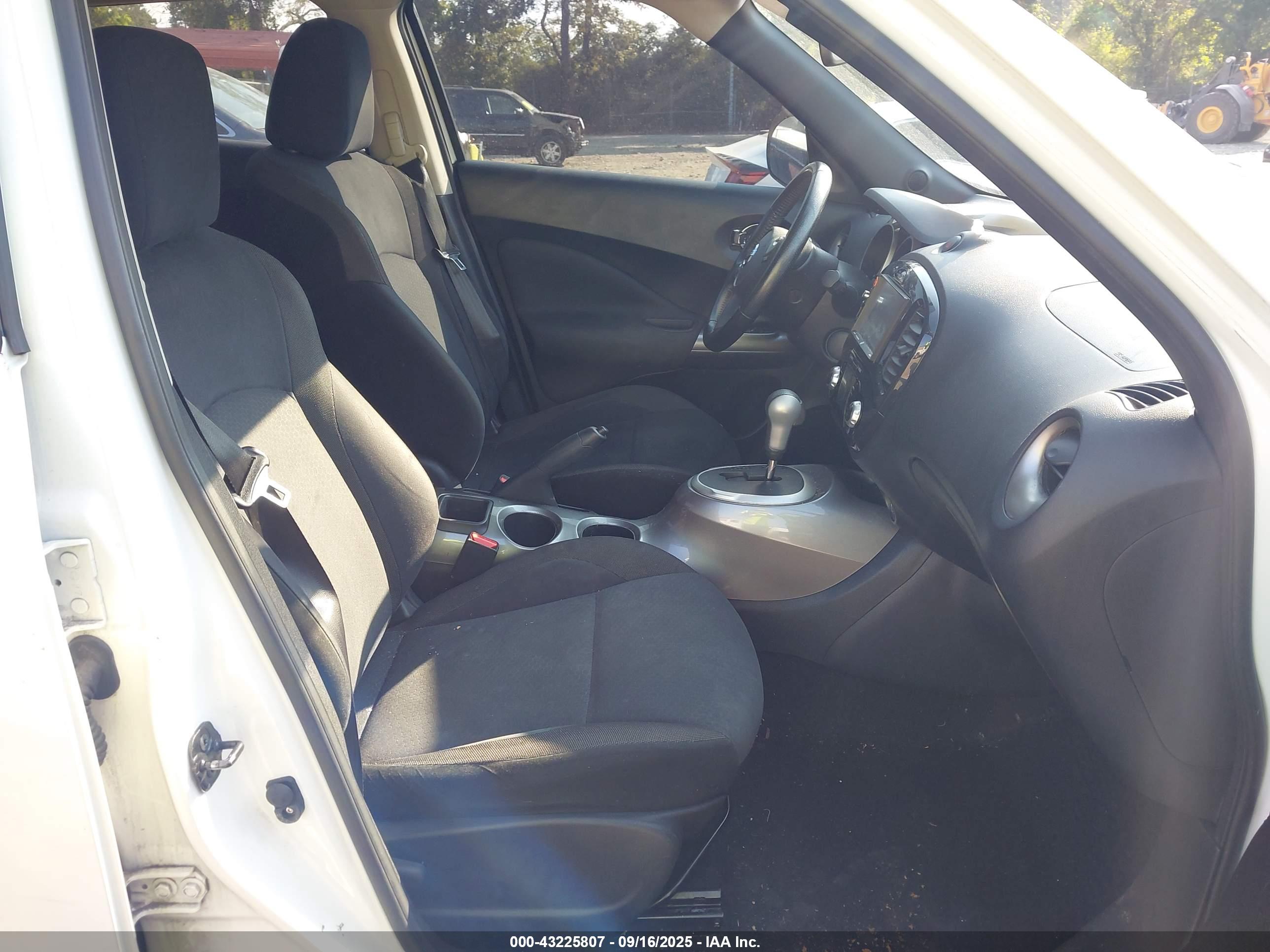 NISSAN JUKE image 5