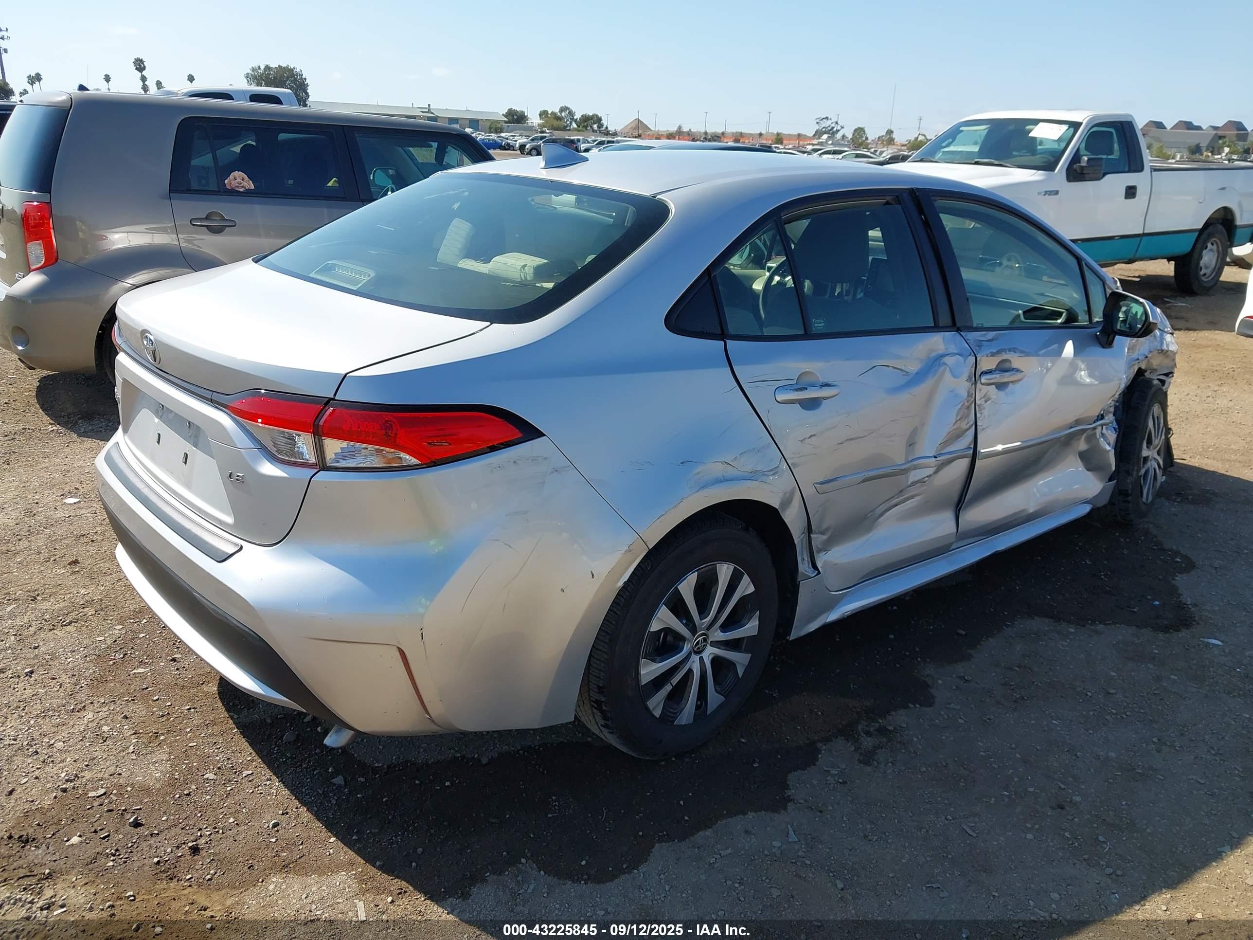 TOYOTA COROLLA image 4