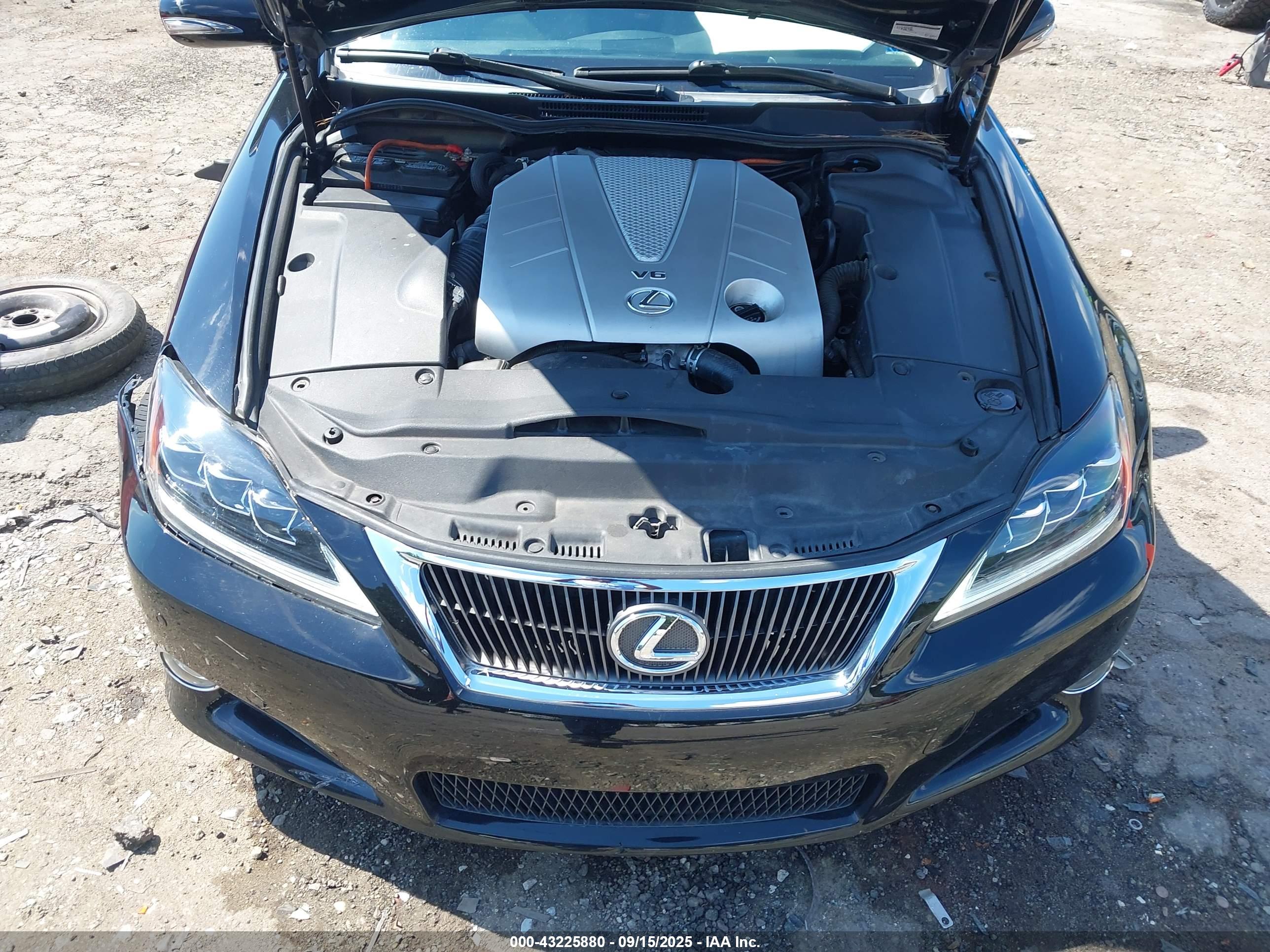 LEXUS IS image 10