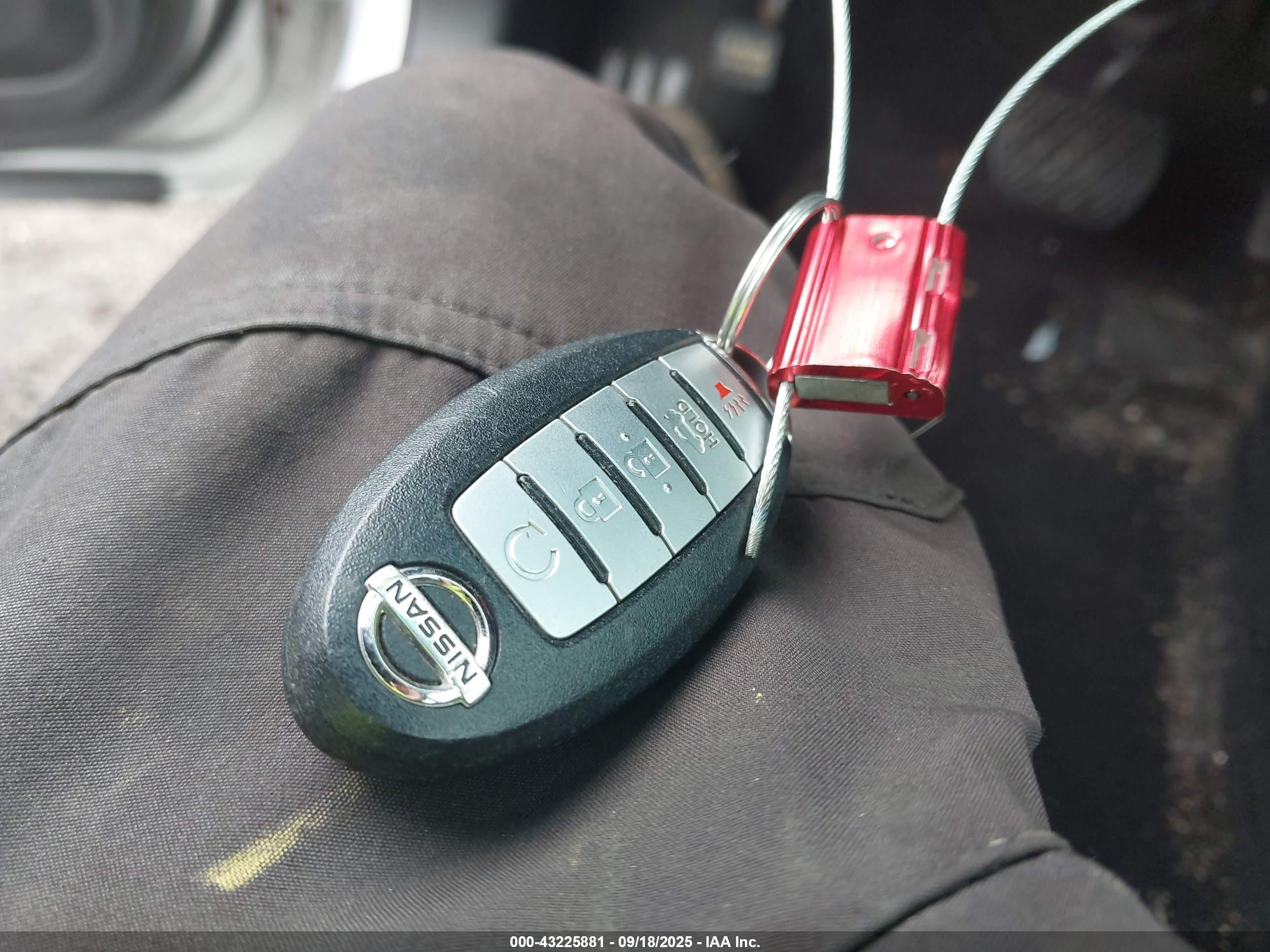 NISSAN ALTIMA image 11