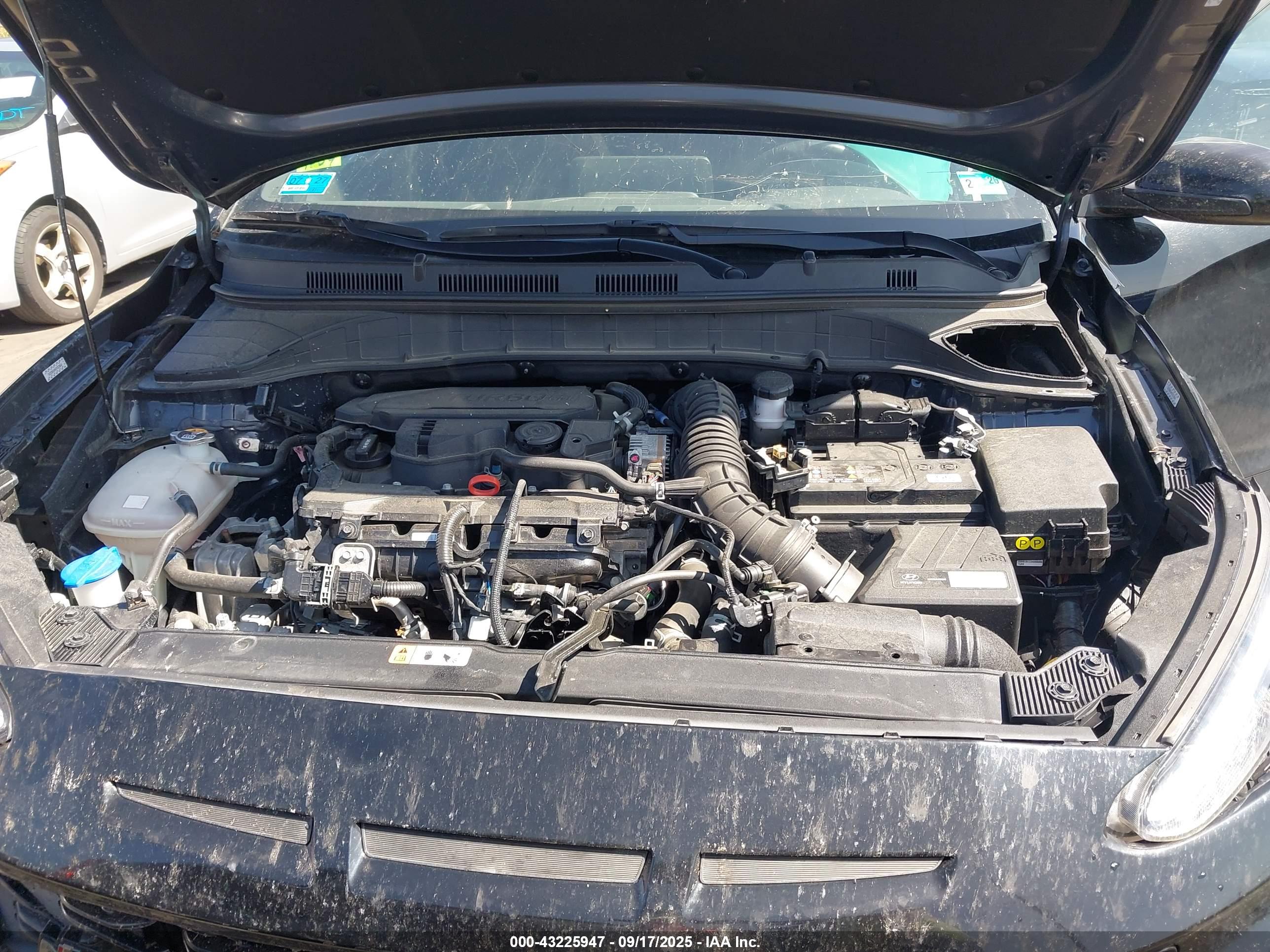 HYUNDAI KONA image 10