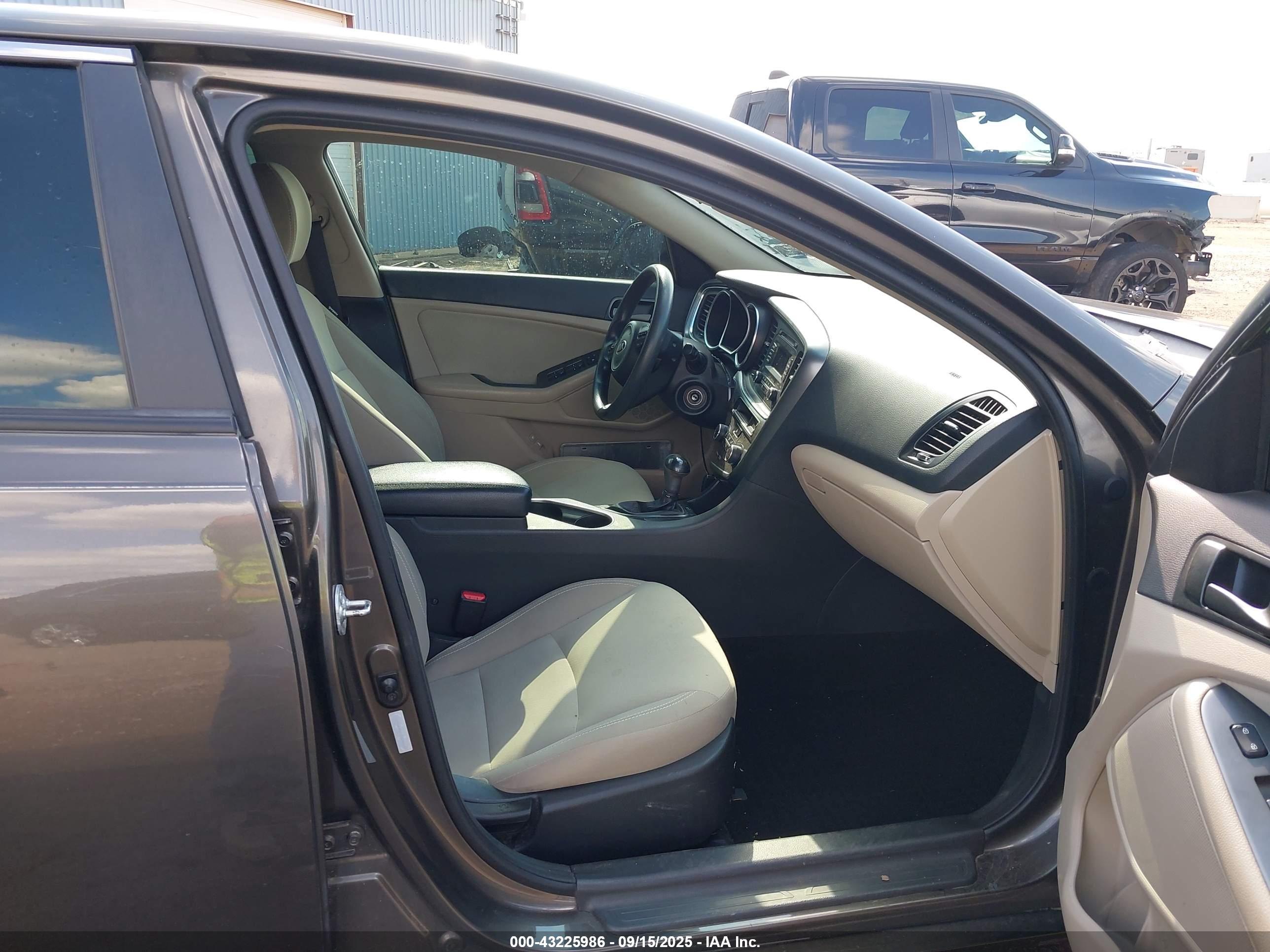 KIA OPTIMA image 5