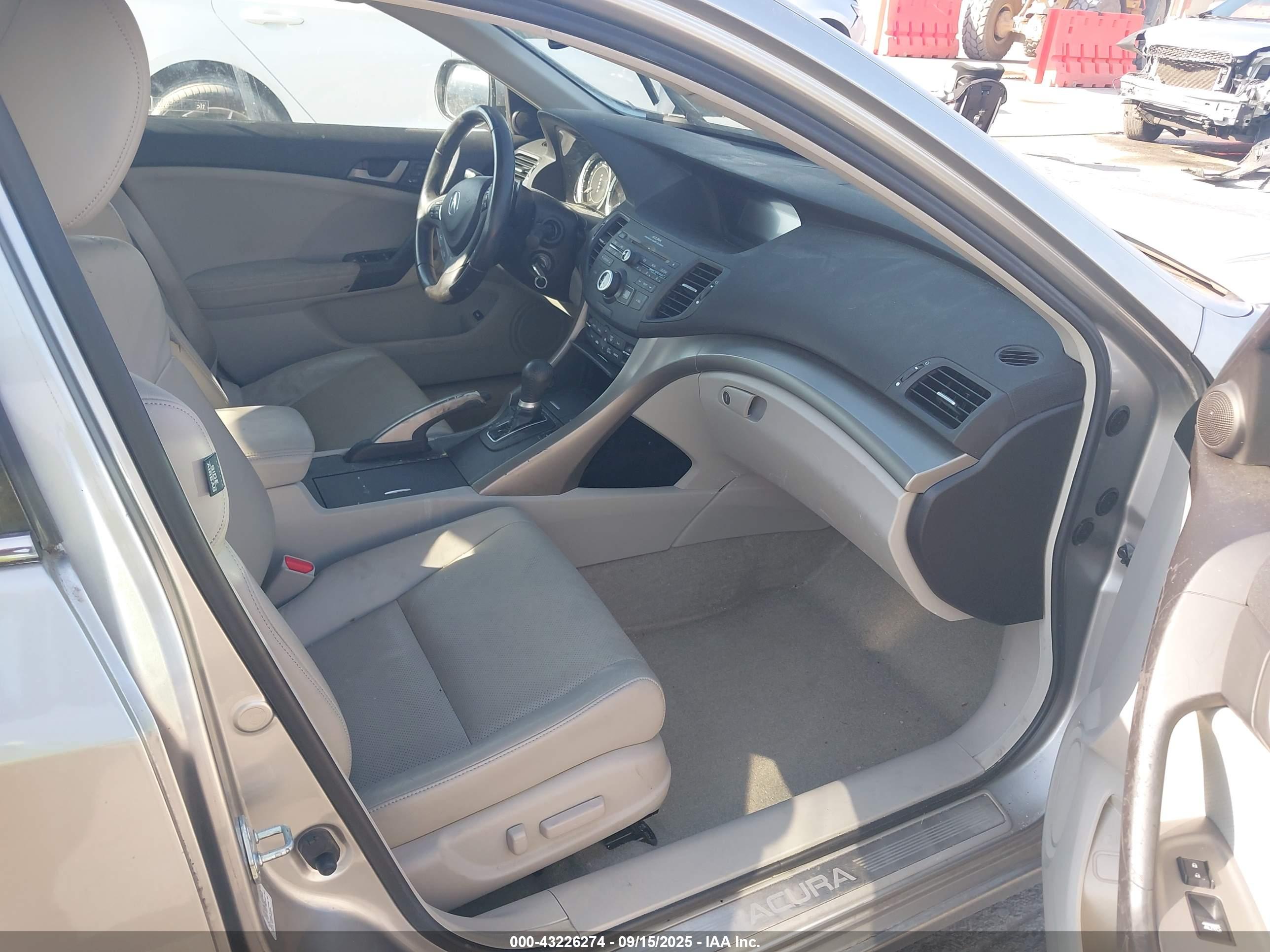 ACURA TSX image 5