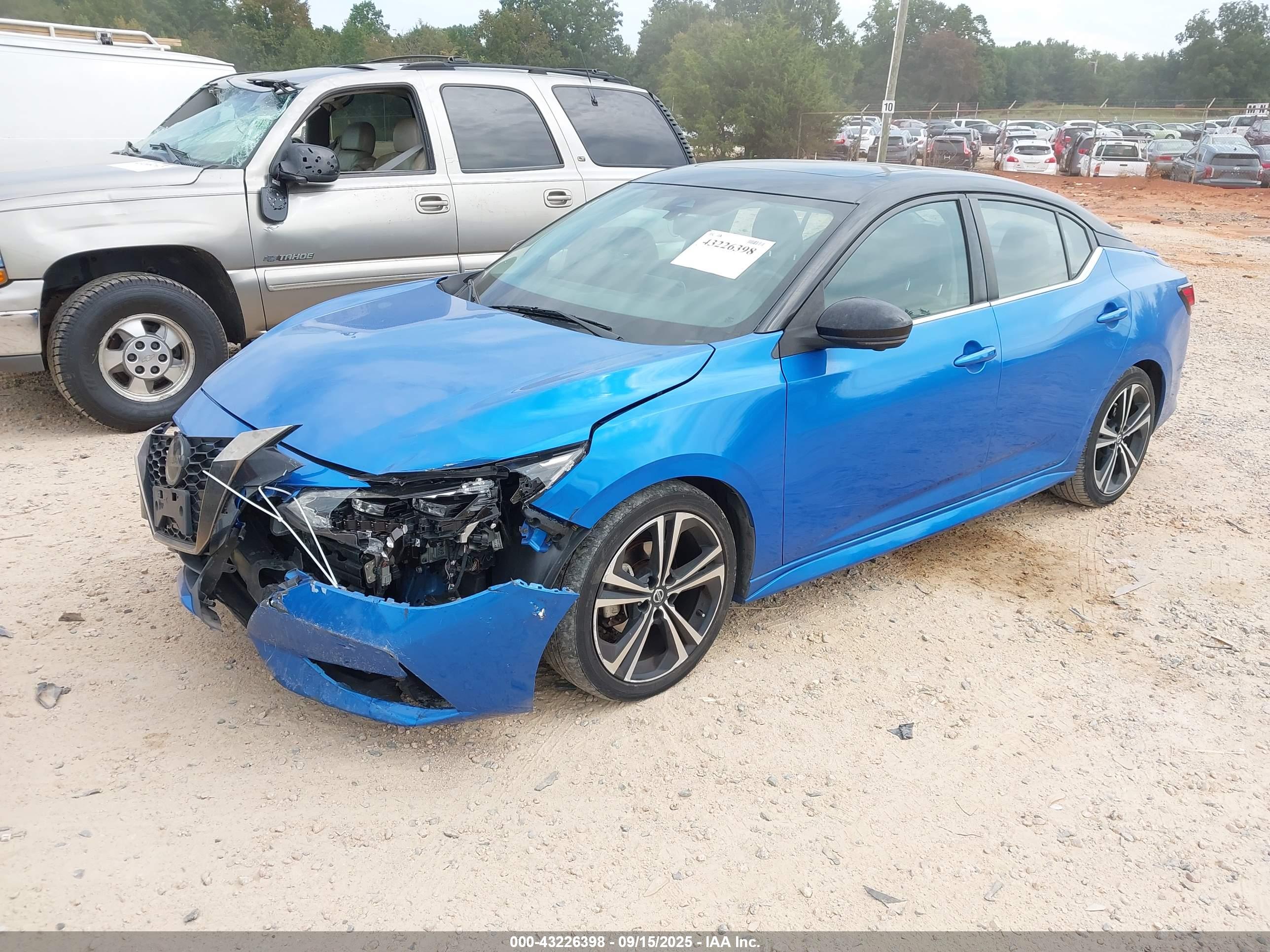 NISSAN SENTRA image 2