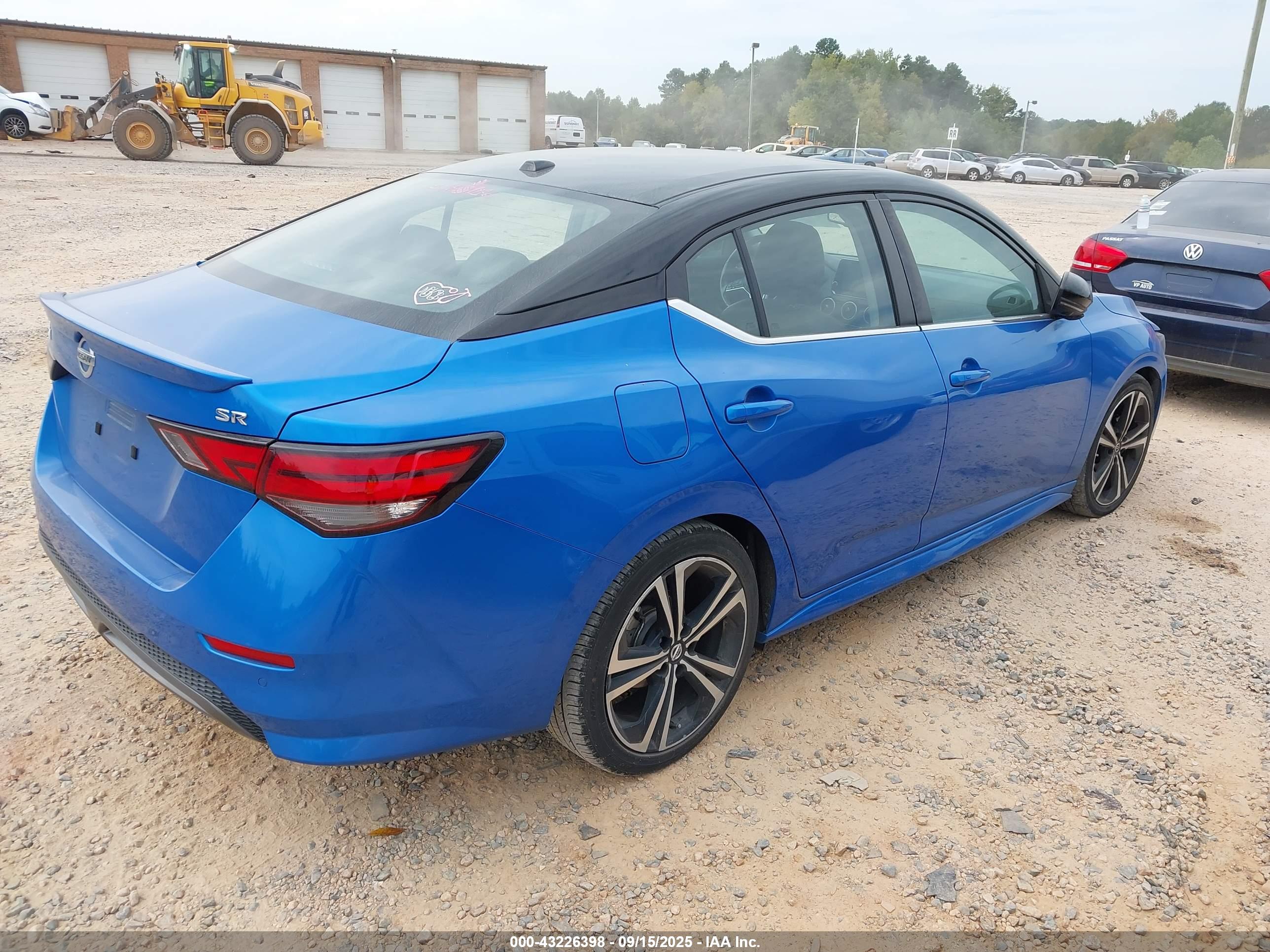 NISSAN SENTRA image 4