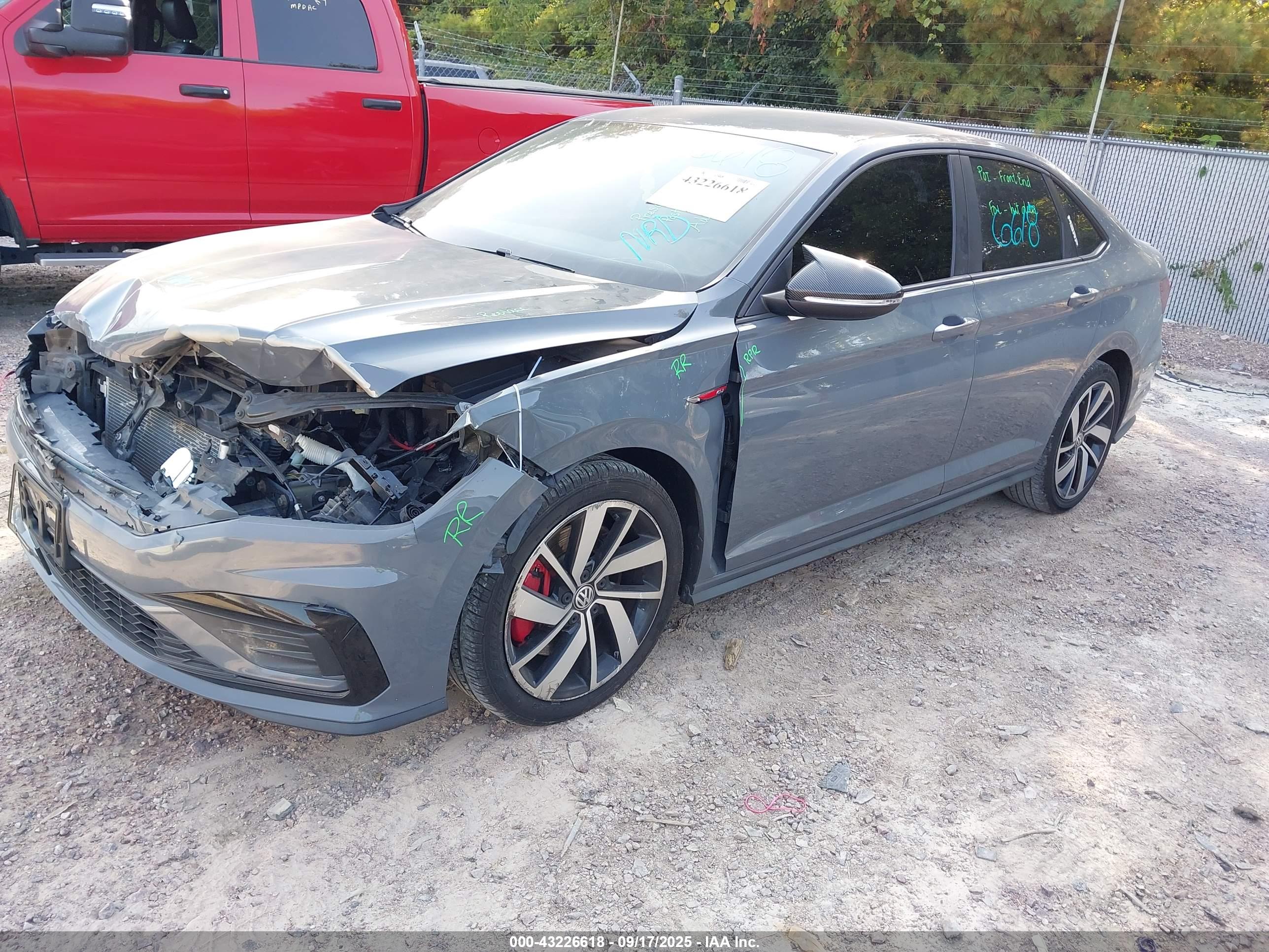 VOLKSWAGEN JETTA image 2