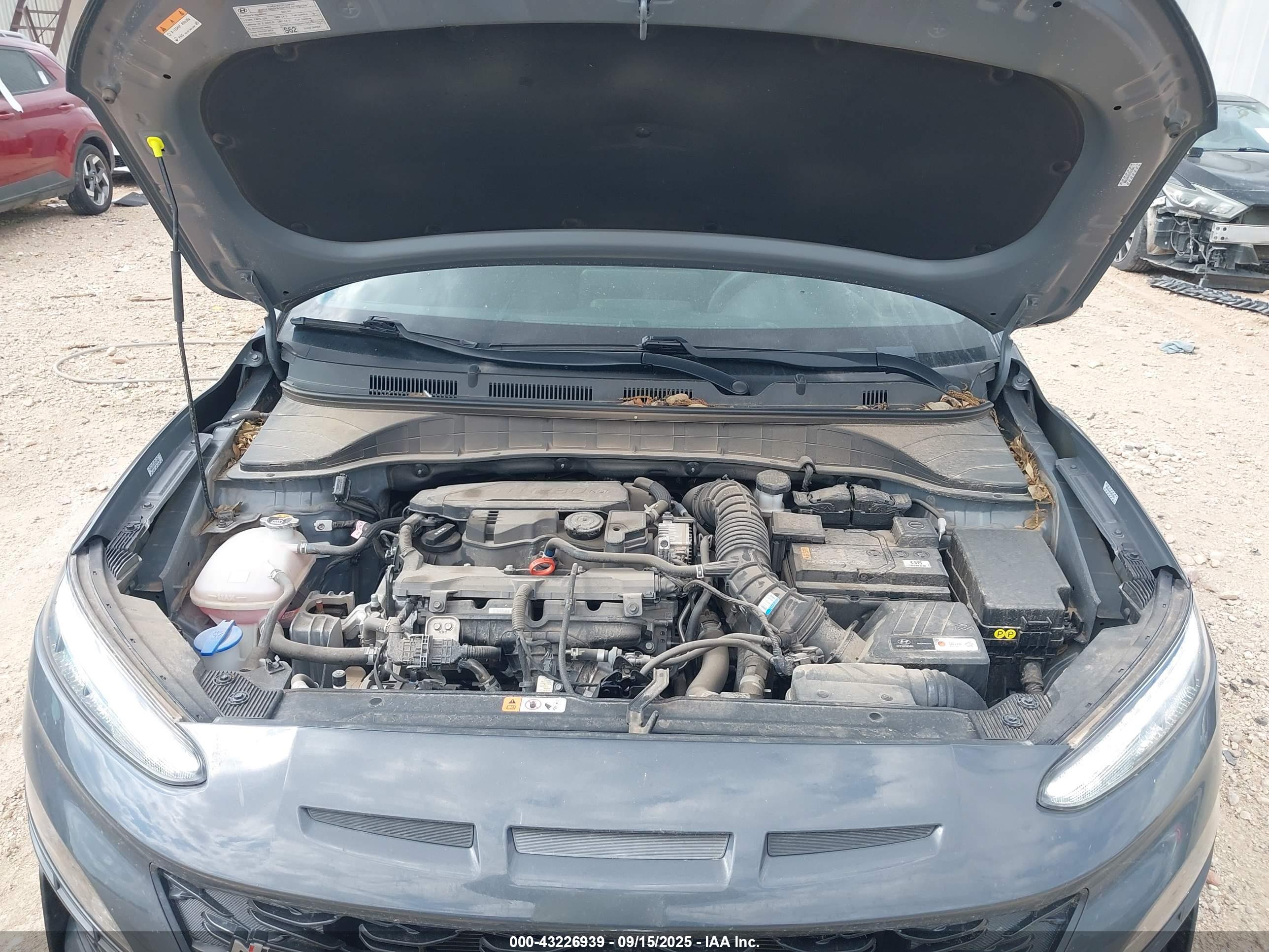 HYUNDAI KONA image 10