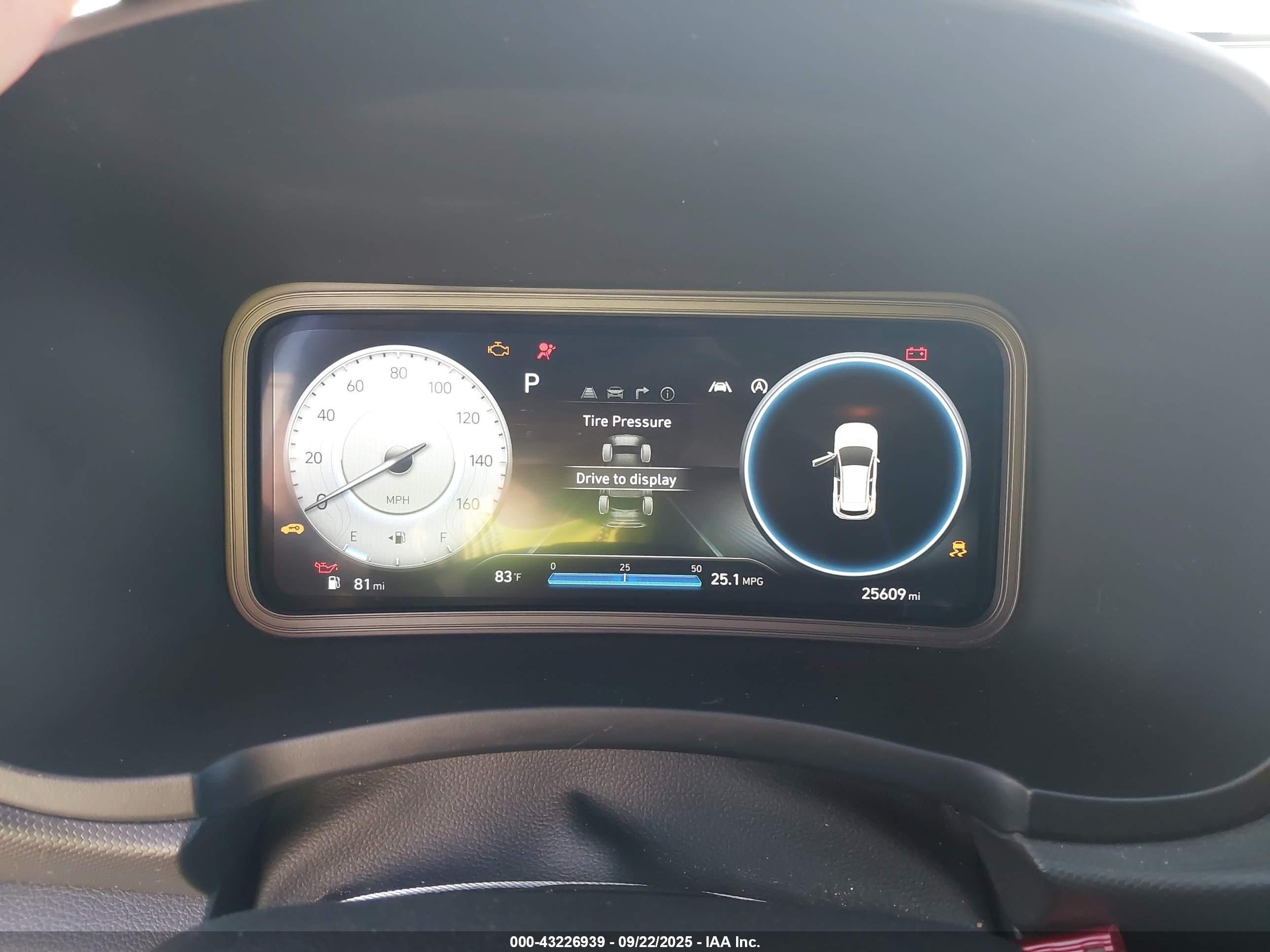 HYUNDAI KONA image 7