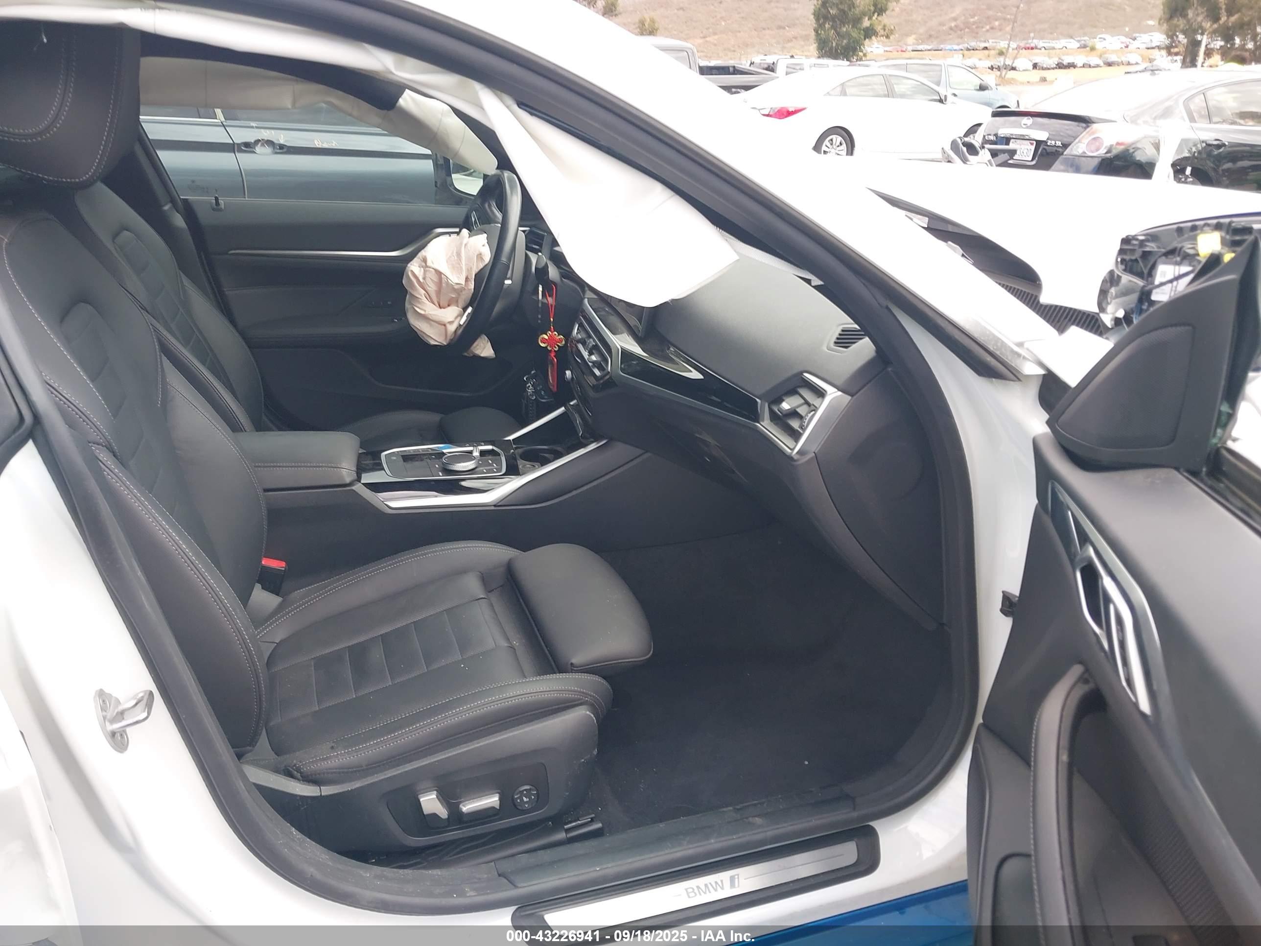 BMW I4 image 5