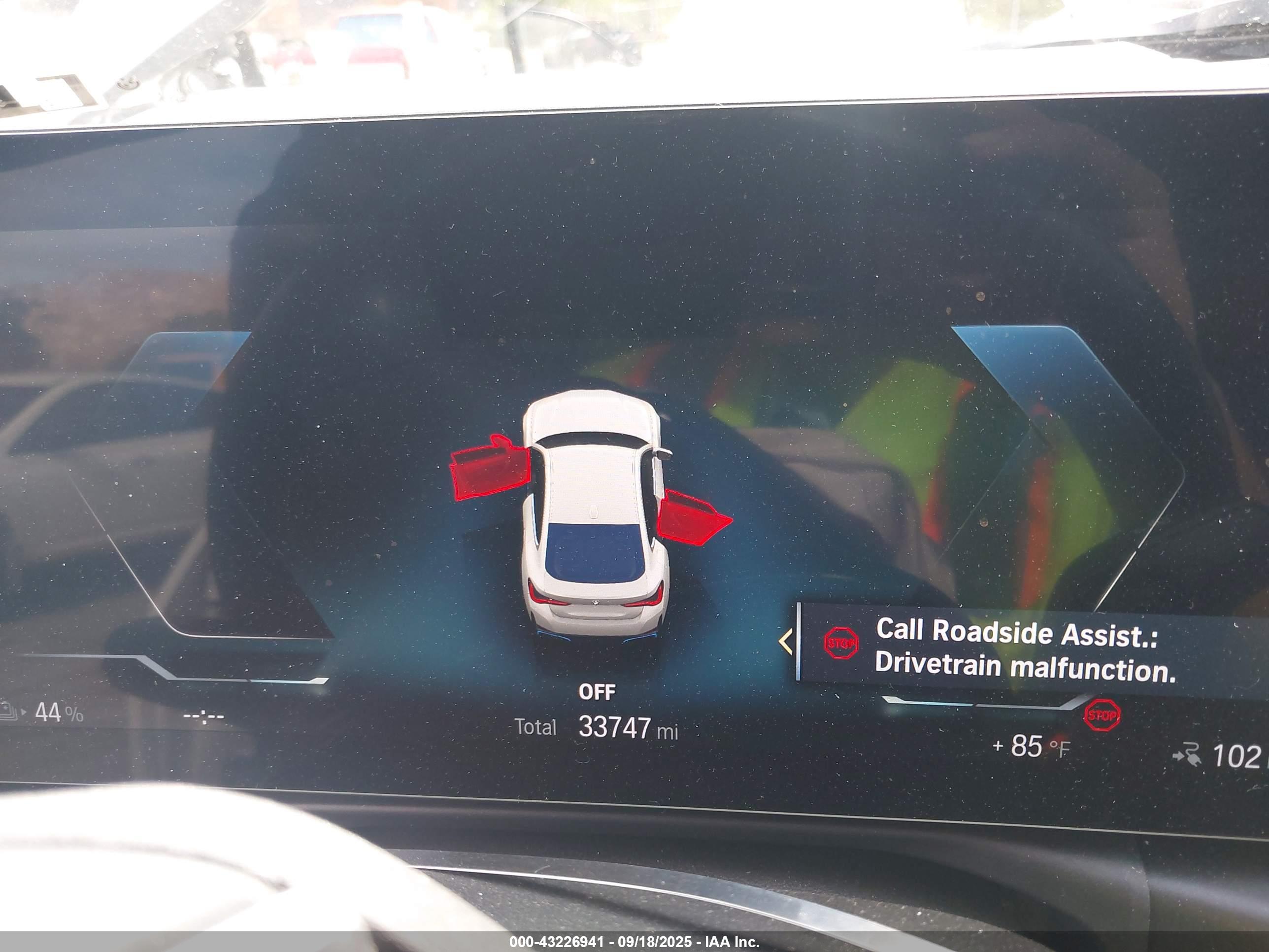 BMW I4 image 7
