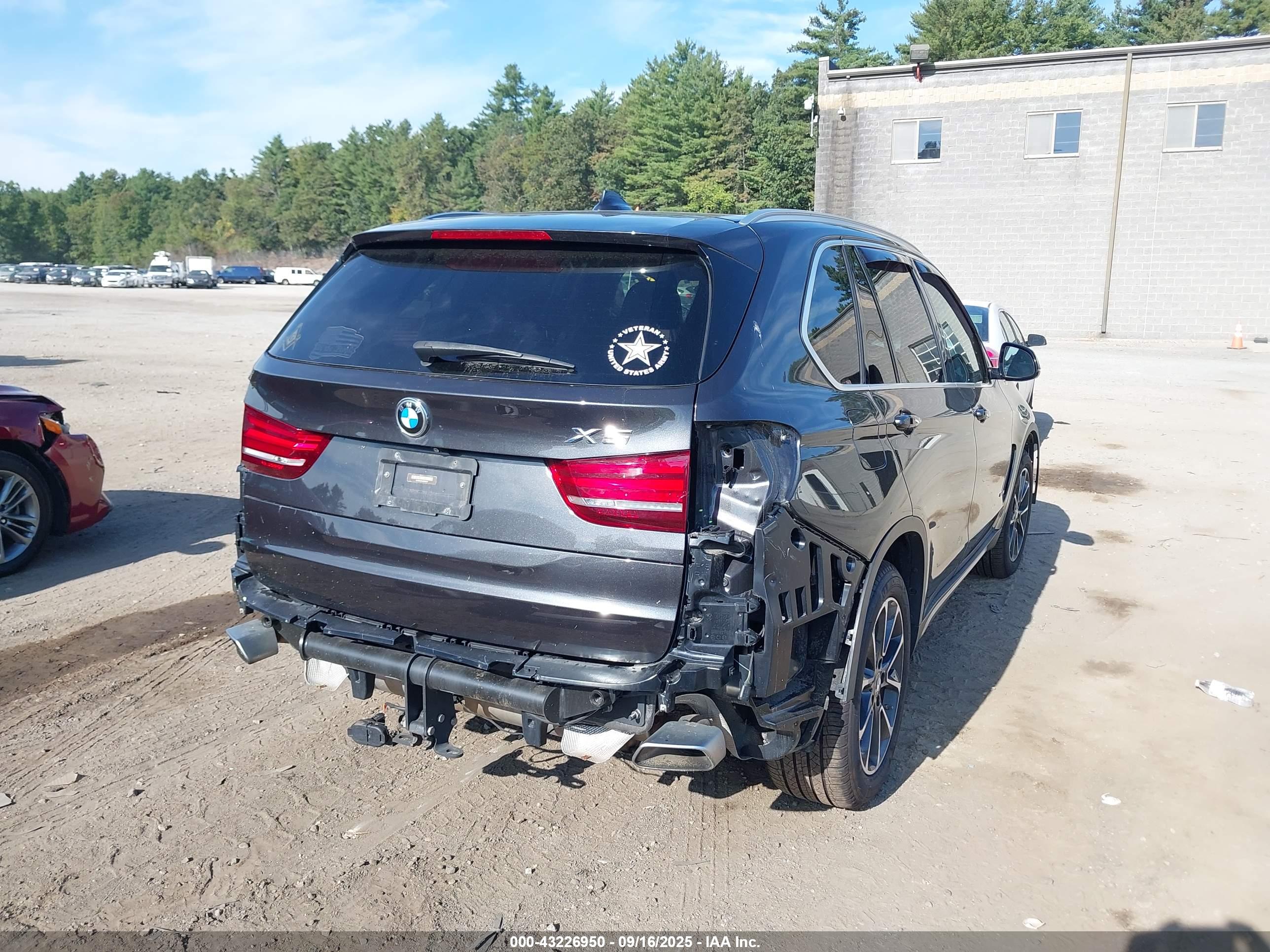 BMW X5 image 4