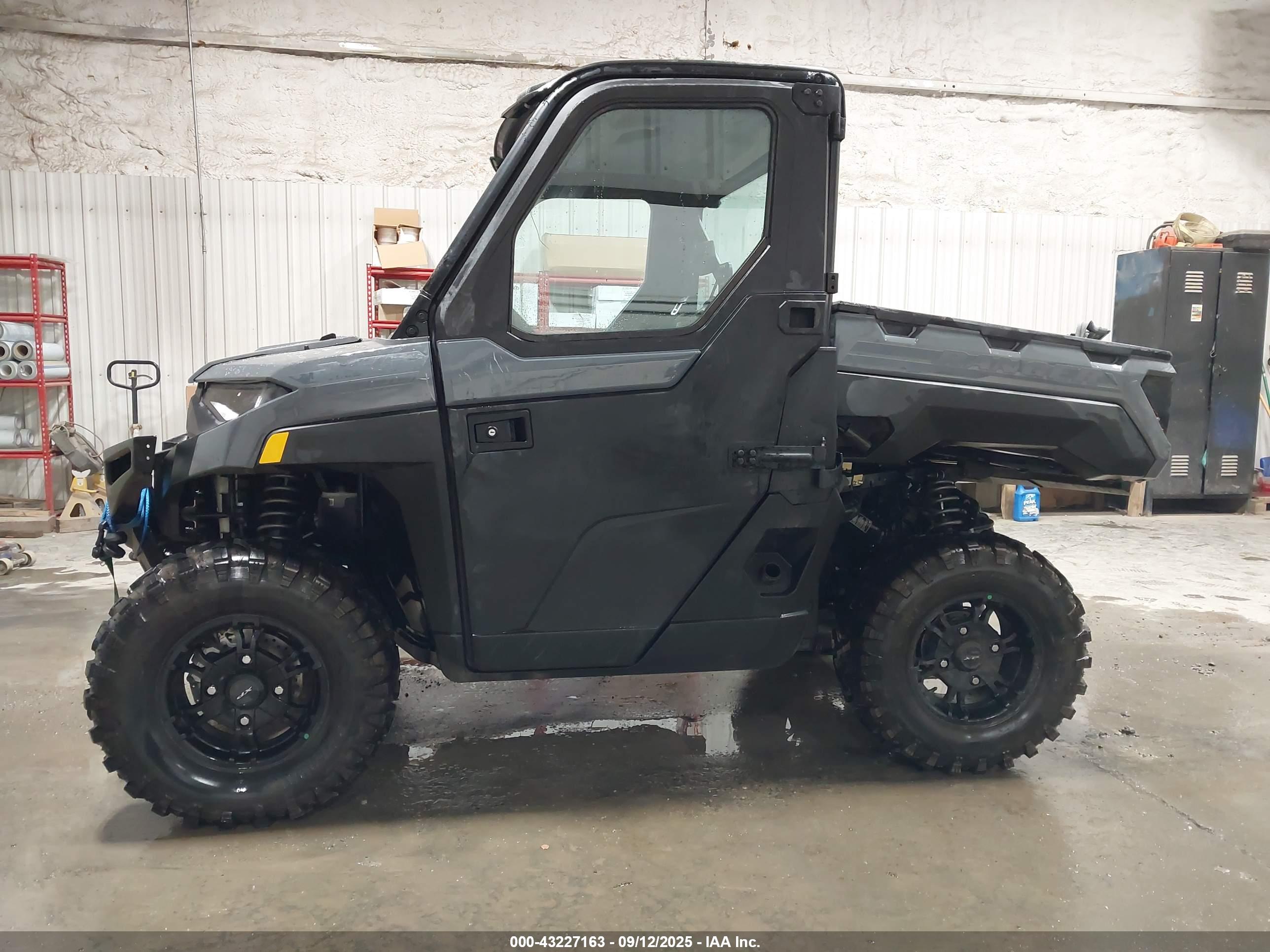 POLARIS RANGER image 2