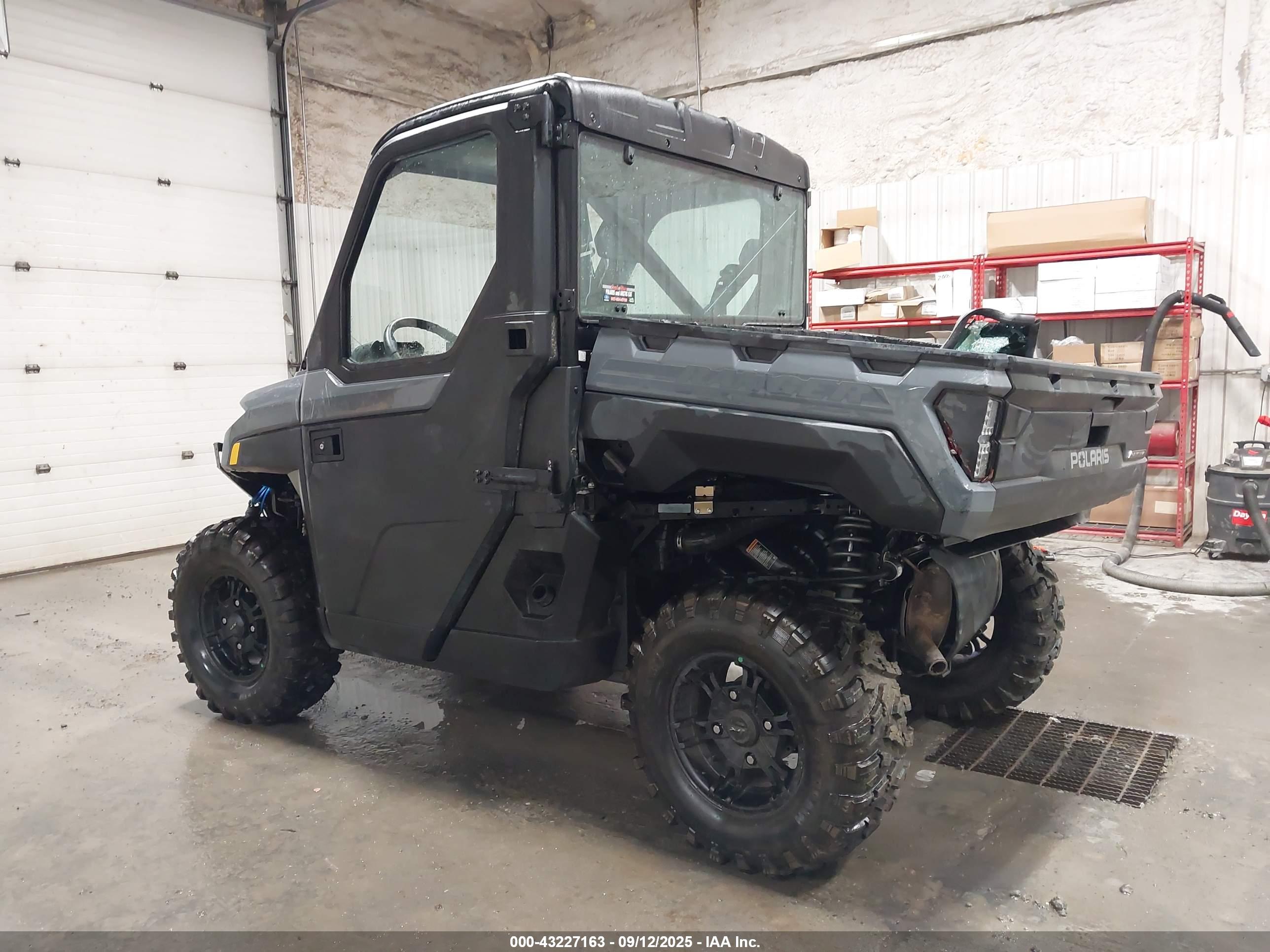 POLARIS RANGER image 3