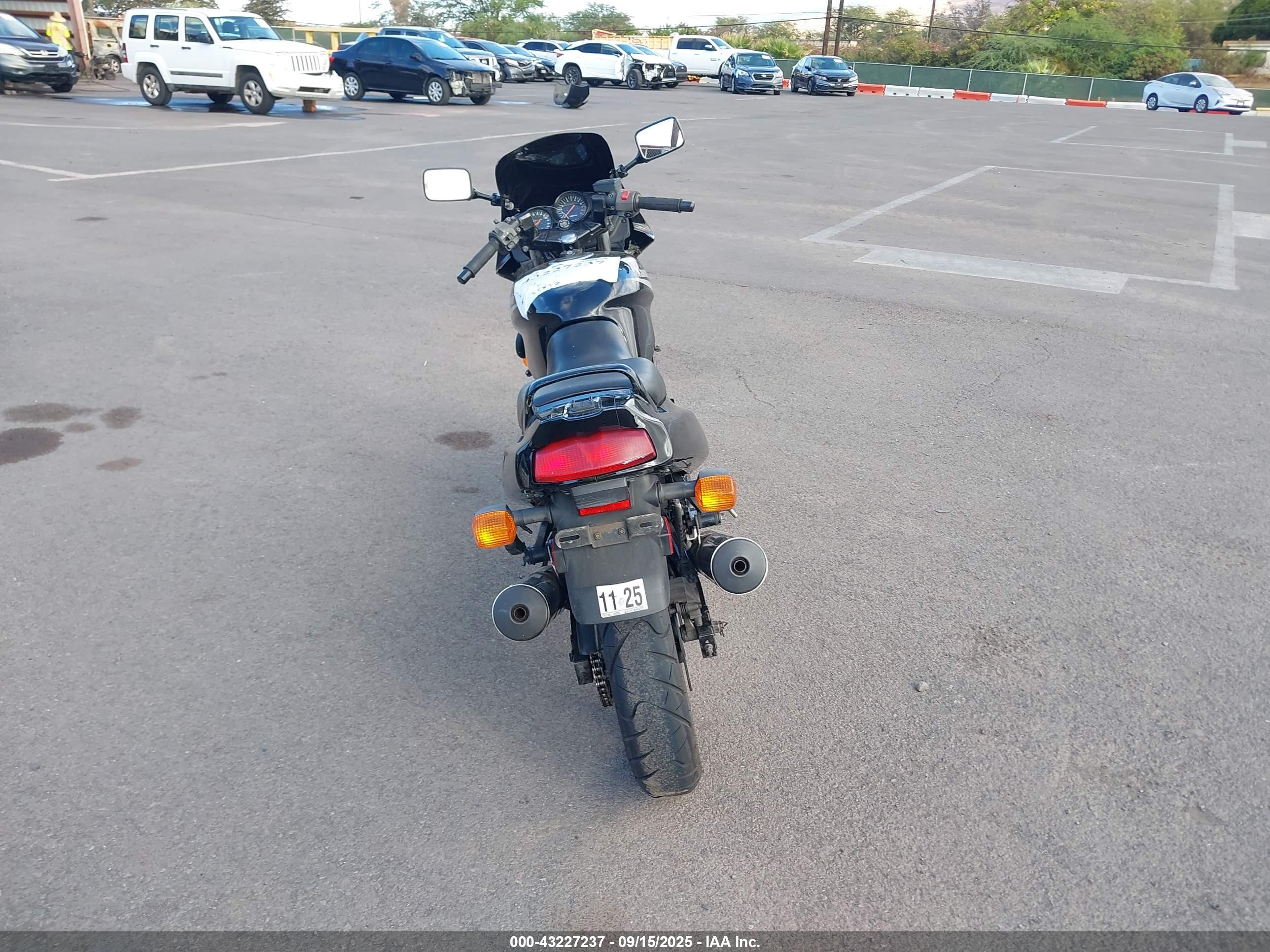 KAWASAKI EX500 image 6