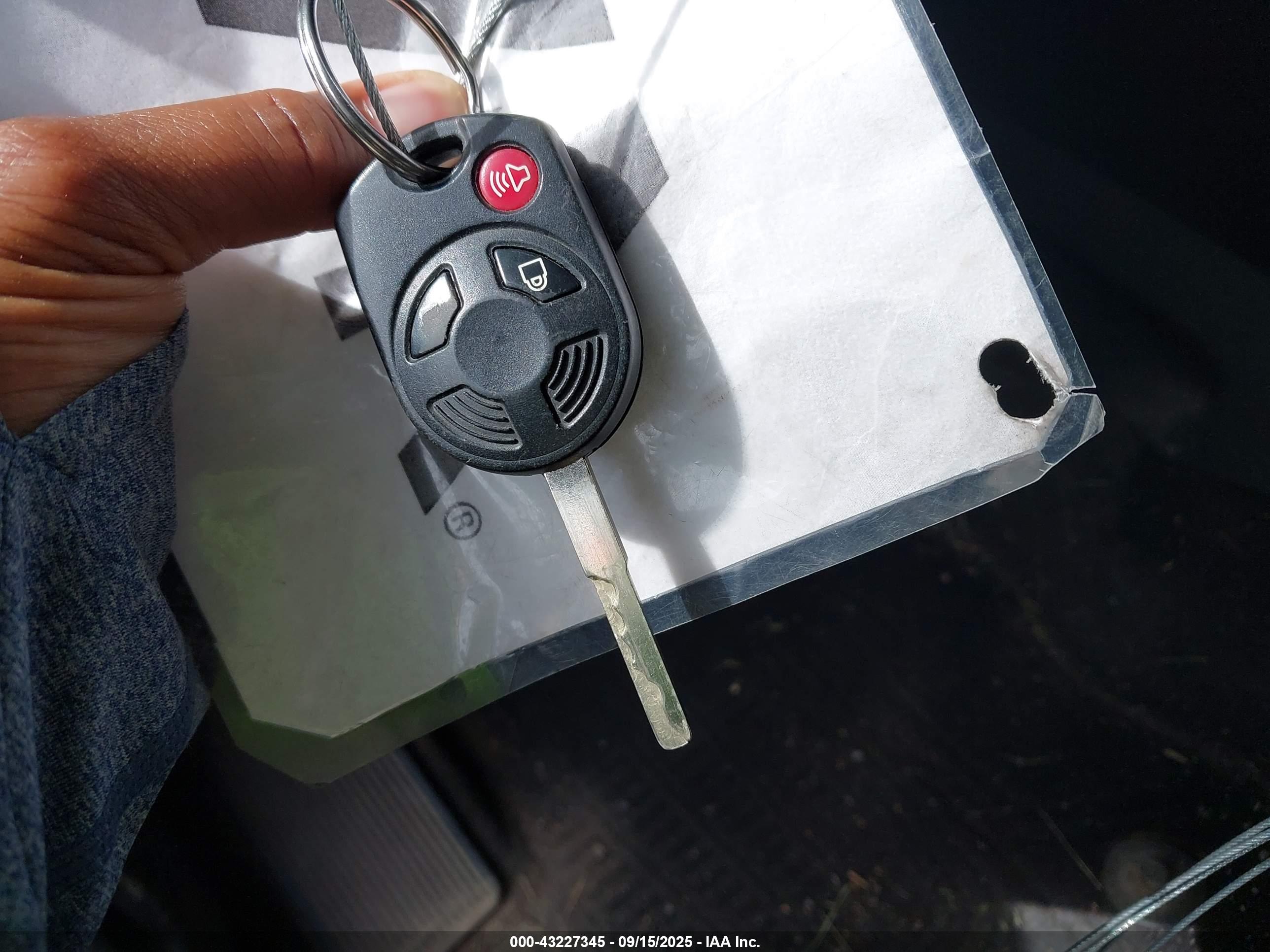 FORD ESCAPE image 11