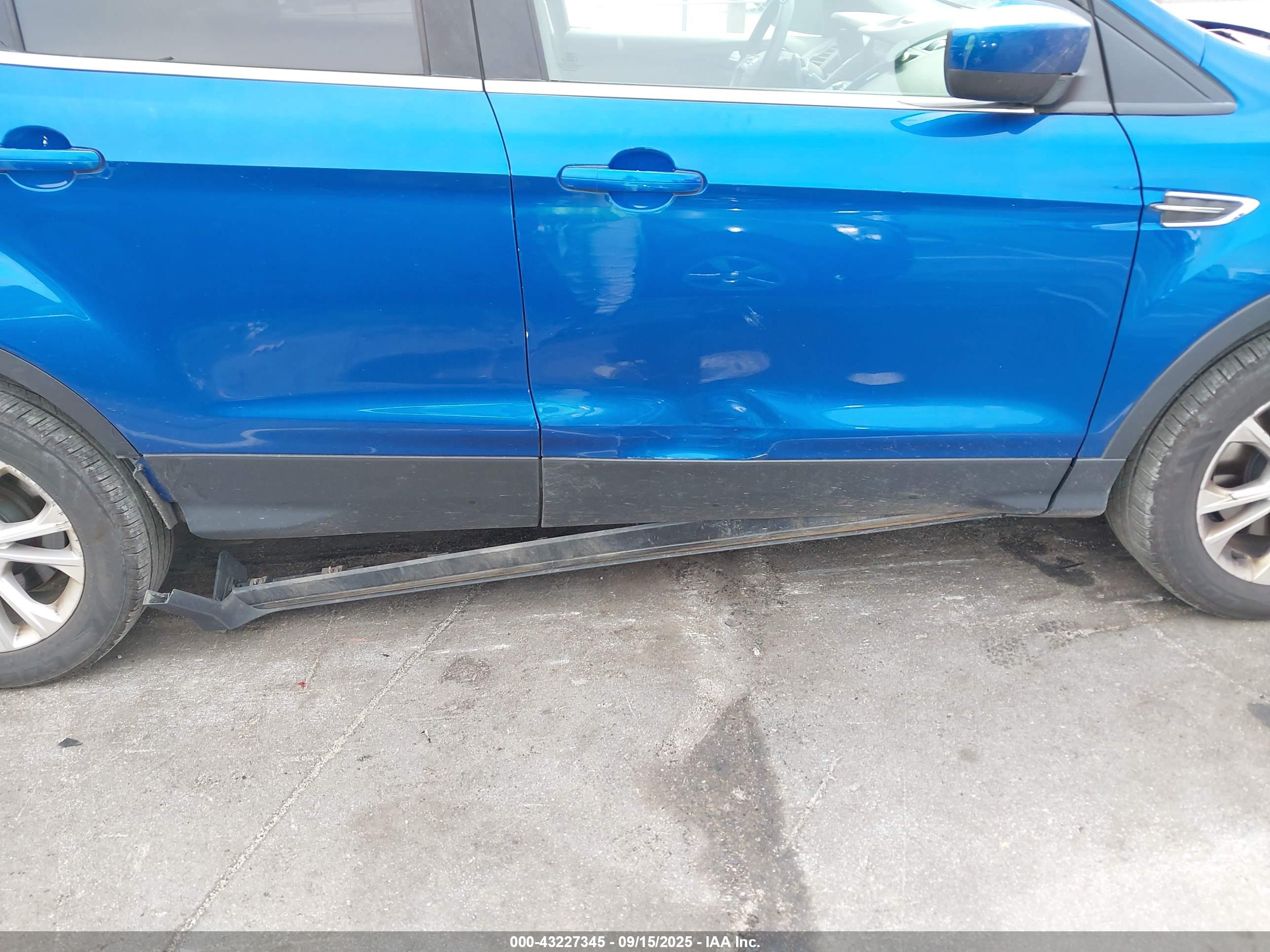 FORD ESCAPE image 6