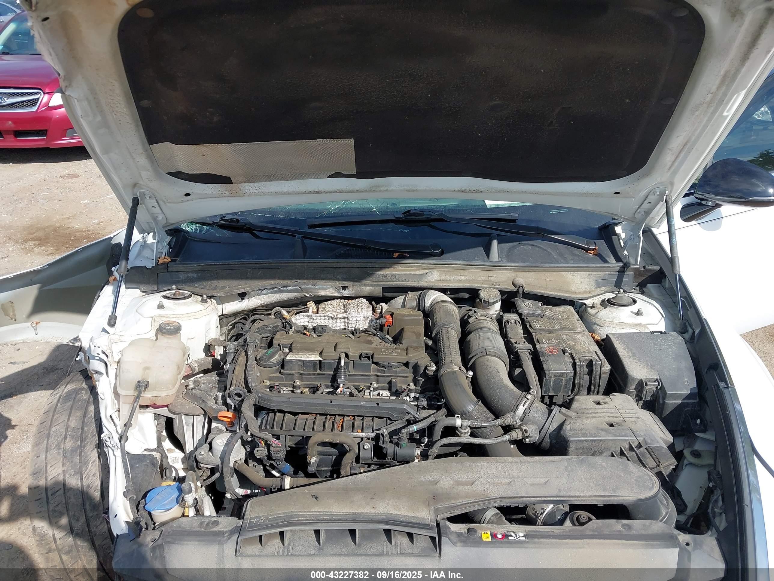 HYUNDAI SONATA image 10