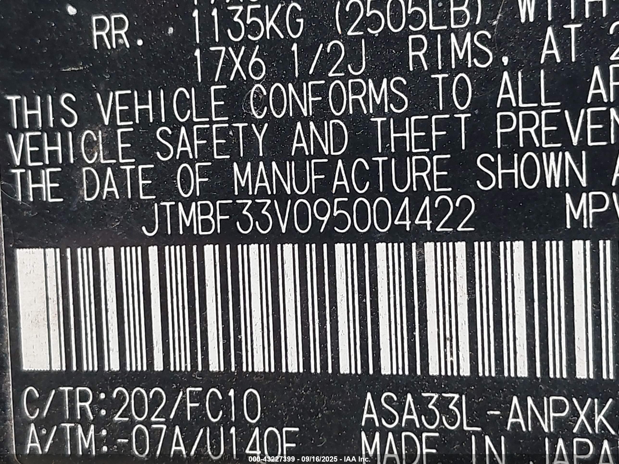 TOYOTA RAV4 image 9