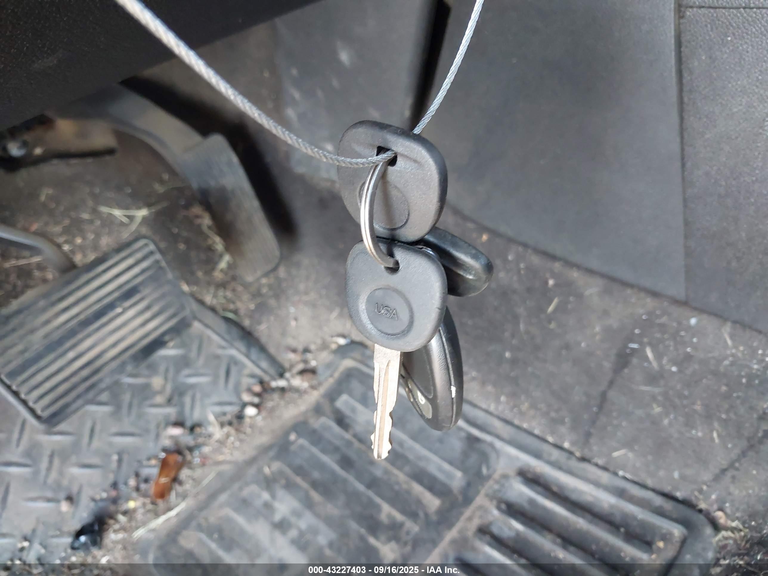 GMC SIERRA image 11