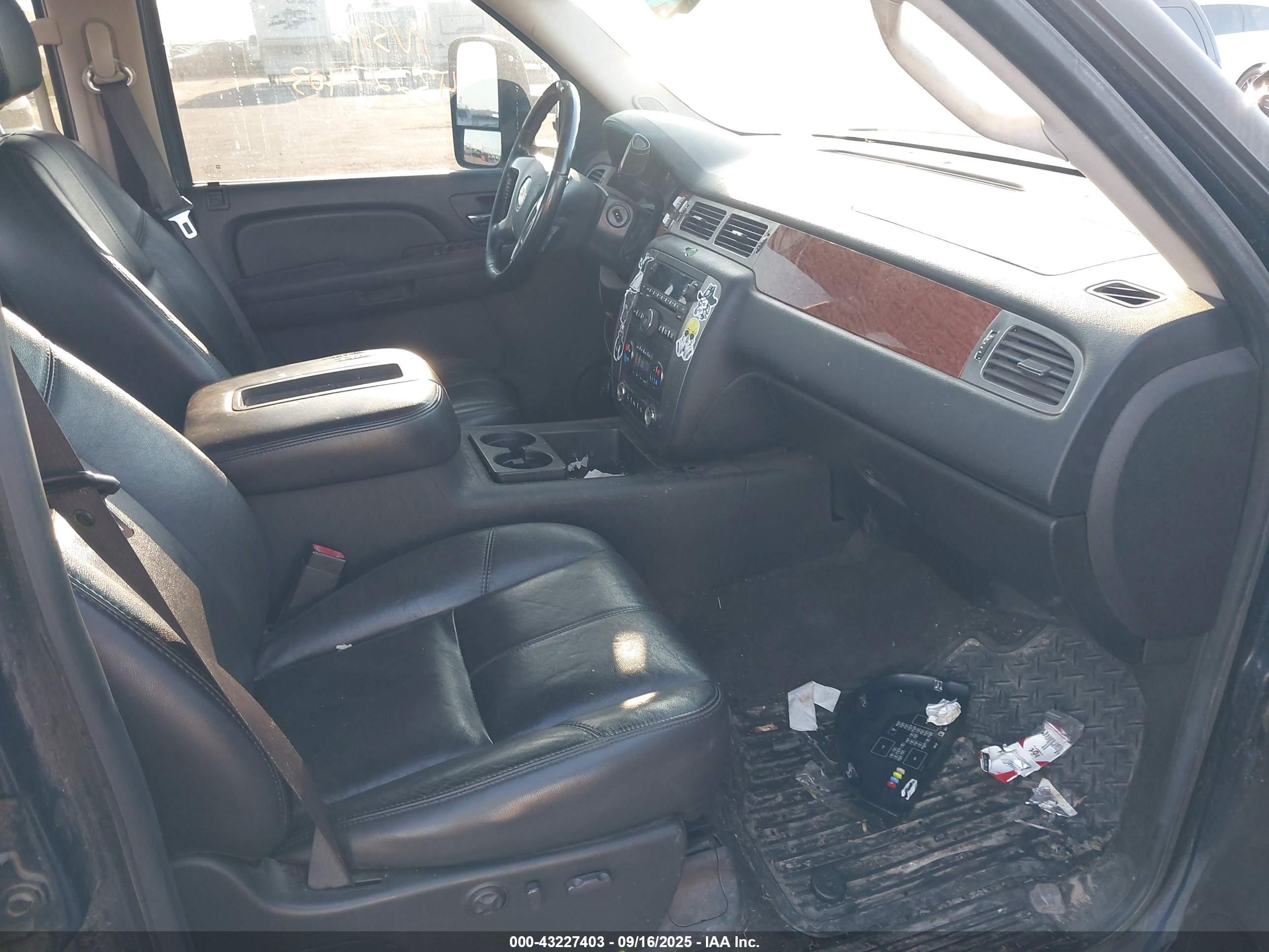 GMC SIERRA image 5