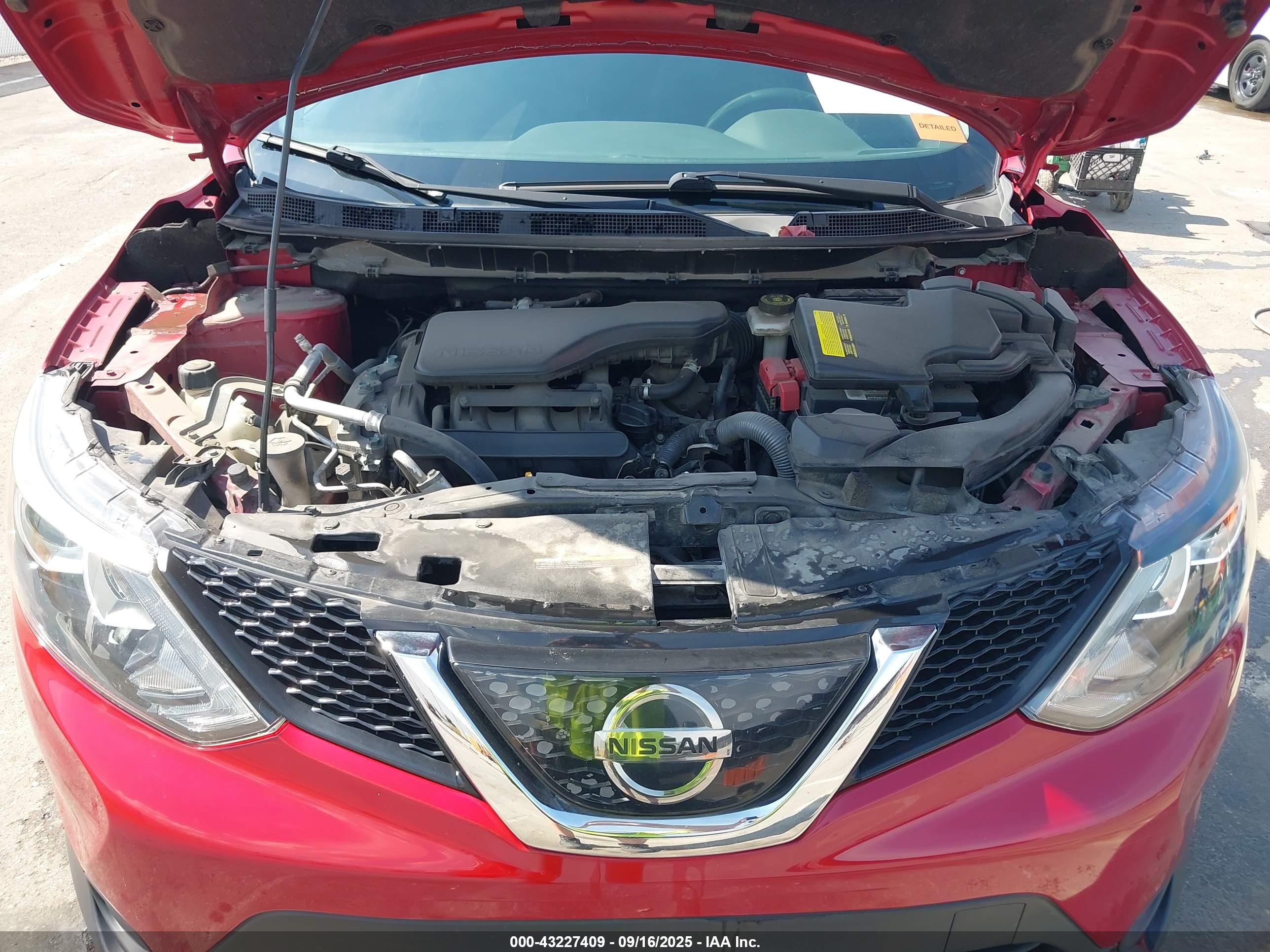 NISSAN ROGUE image 10