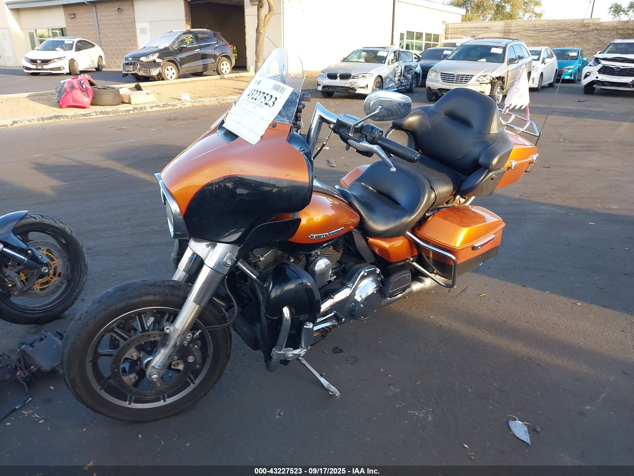 HARLEY-DAVIDSON FLHTK image 2