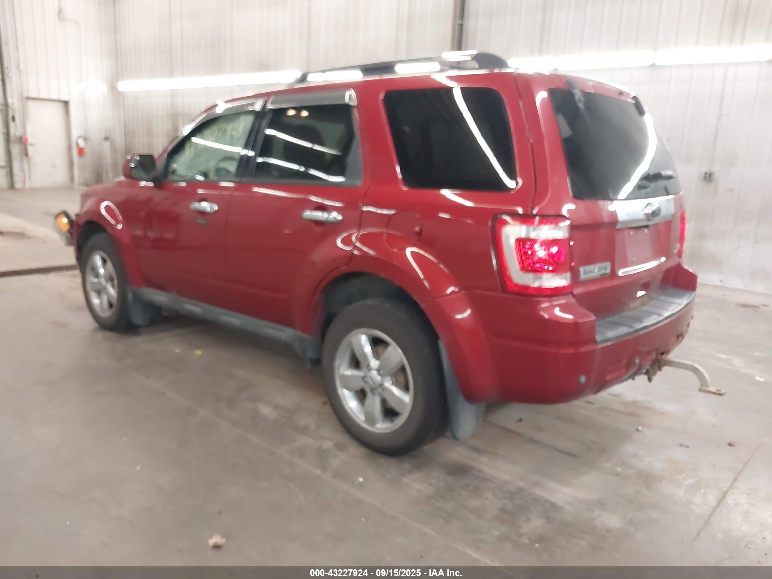 FORD ESCAPE image 3