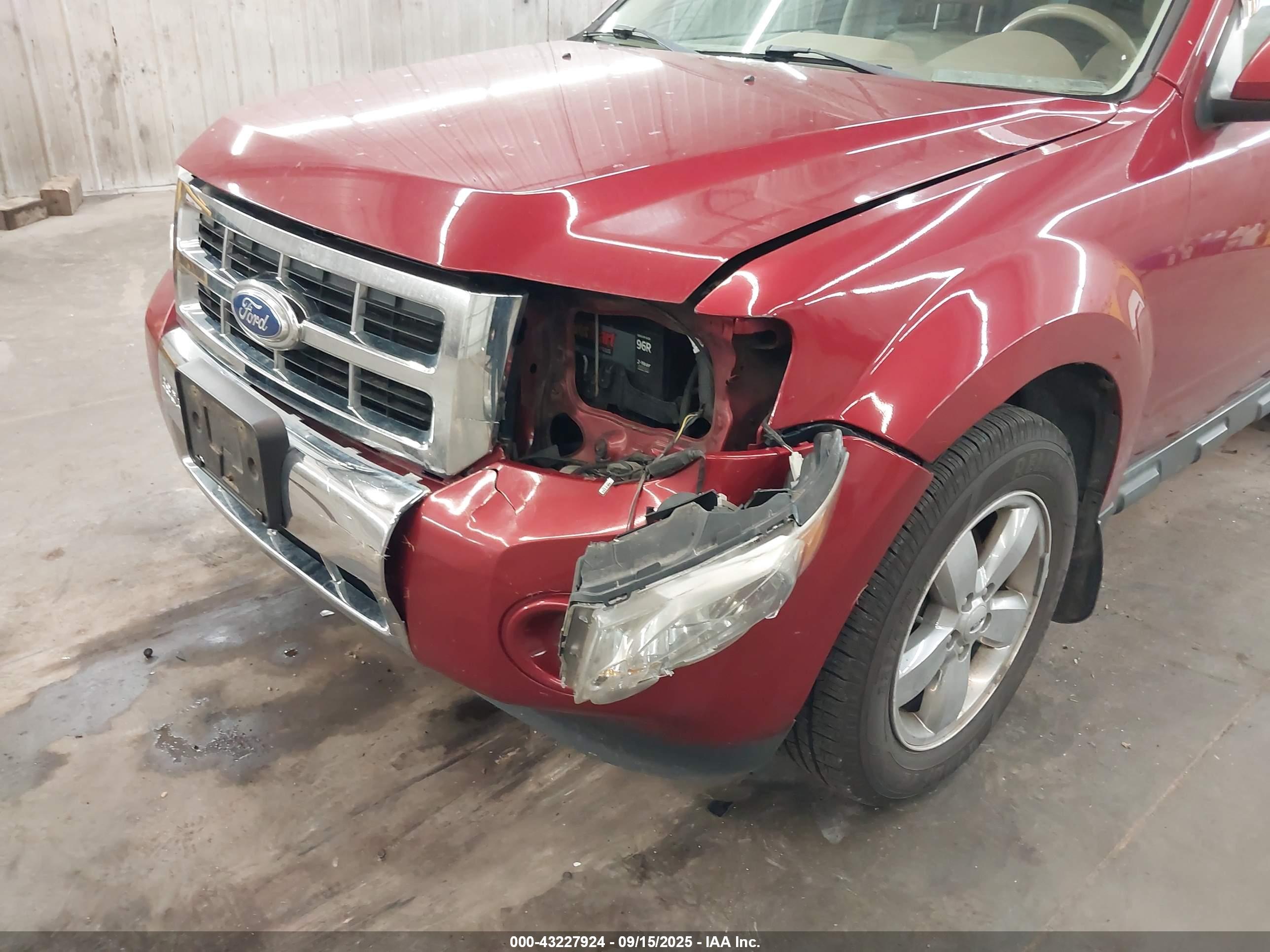 FORD ESCAPE image 6