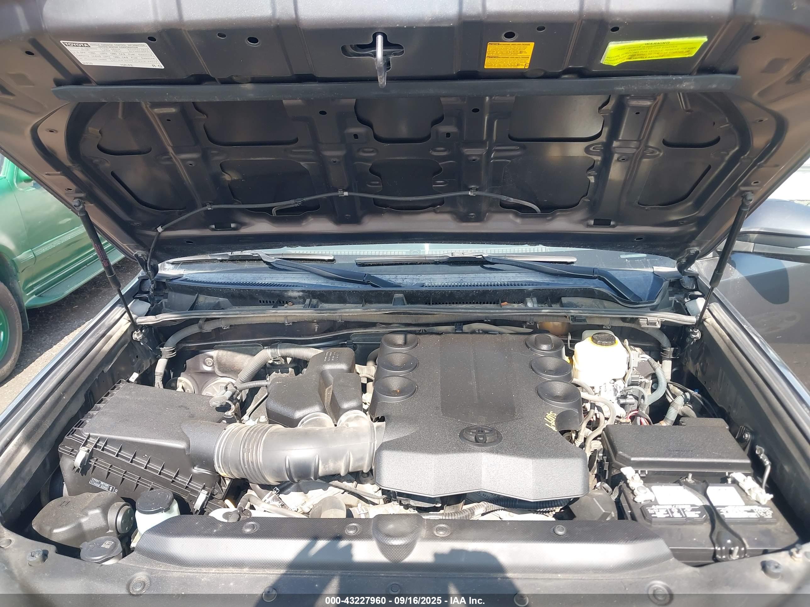 TOYOTA 4RUNNER image 10