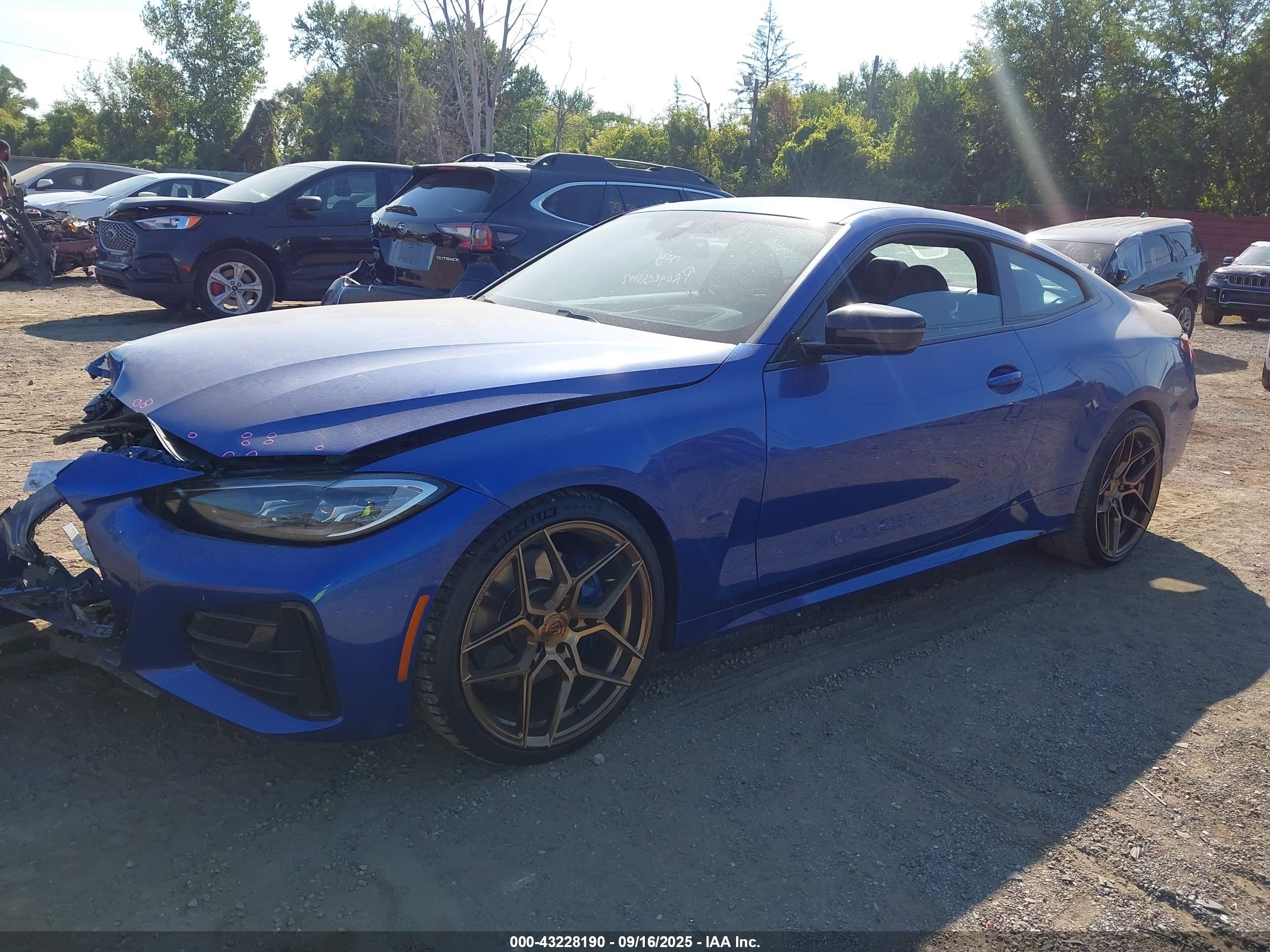 BMW M440I image 2