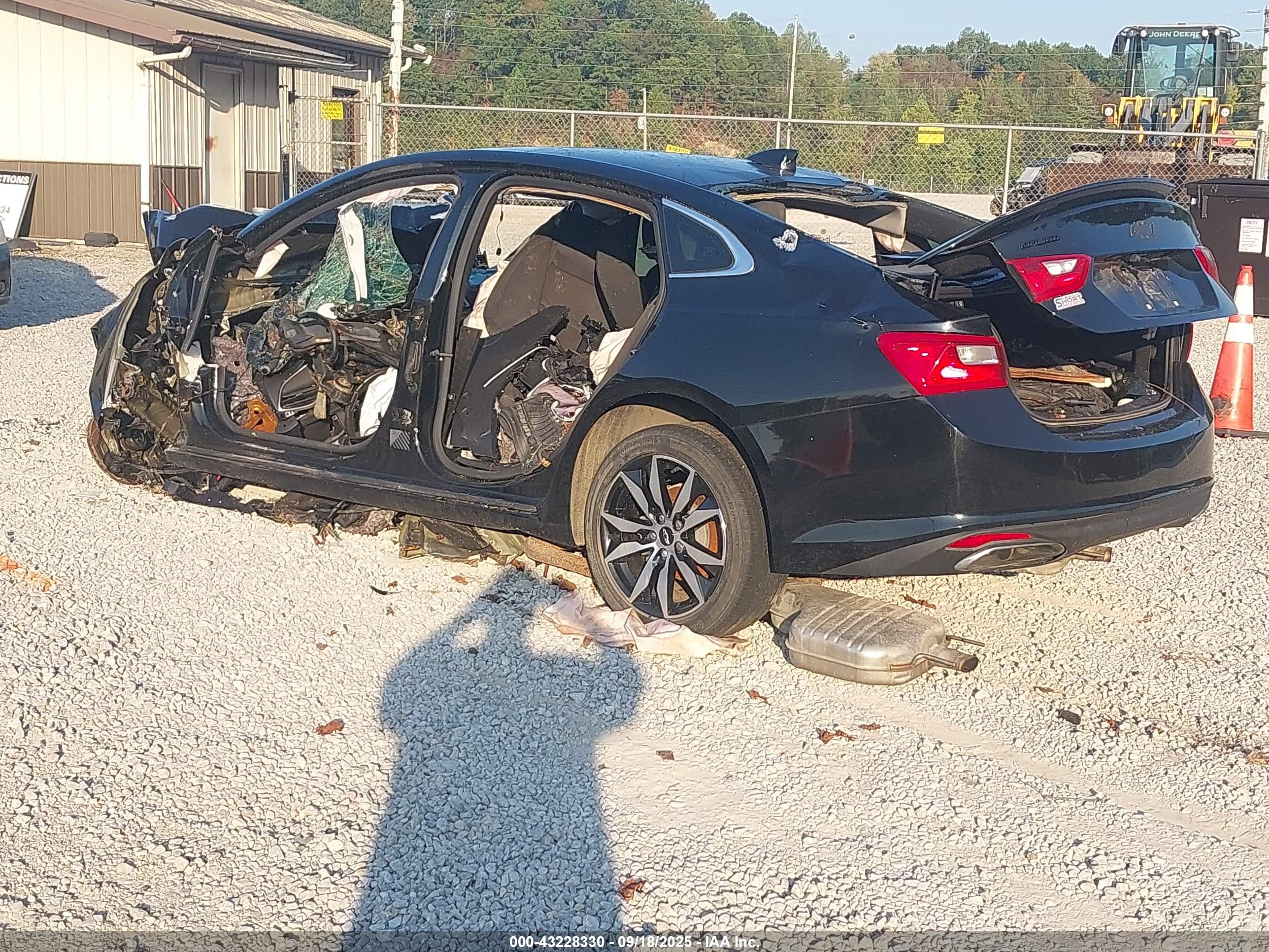 CHEVROLET MALIBU image 3