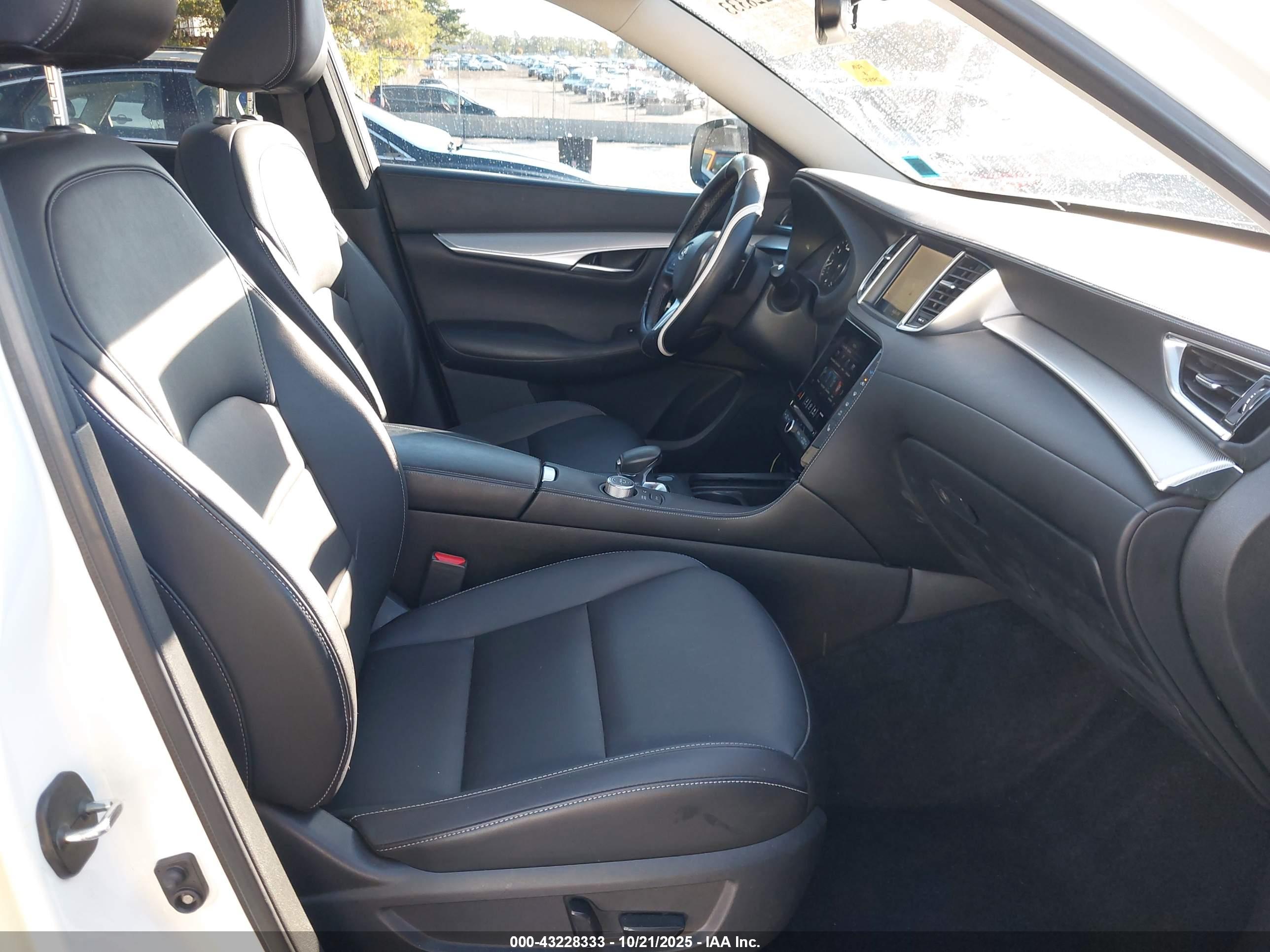 INFINITI QX50 image 5