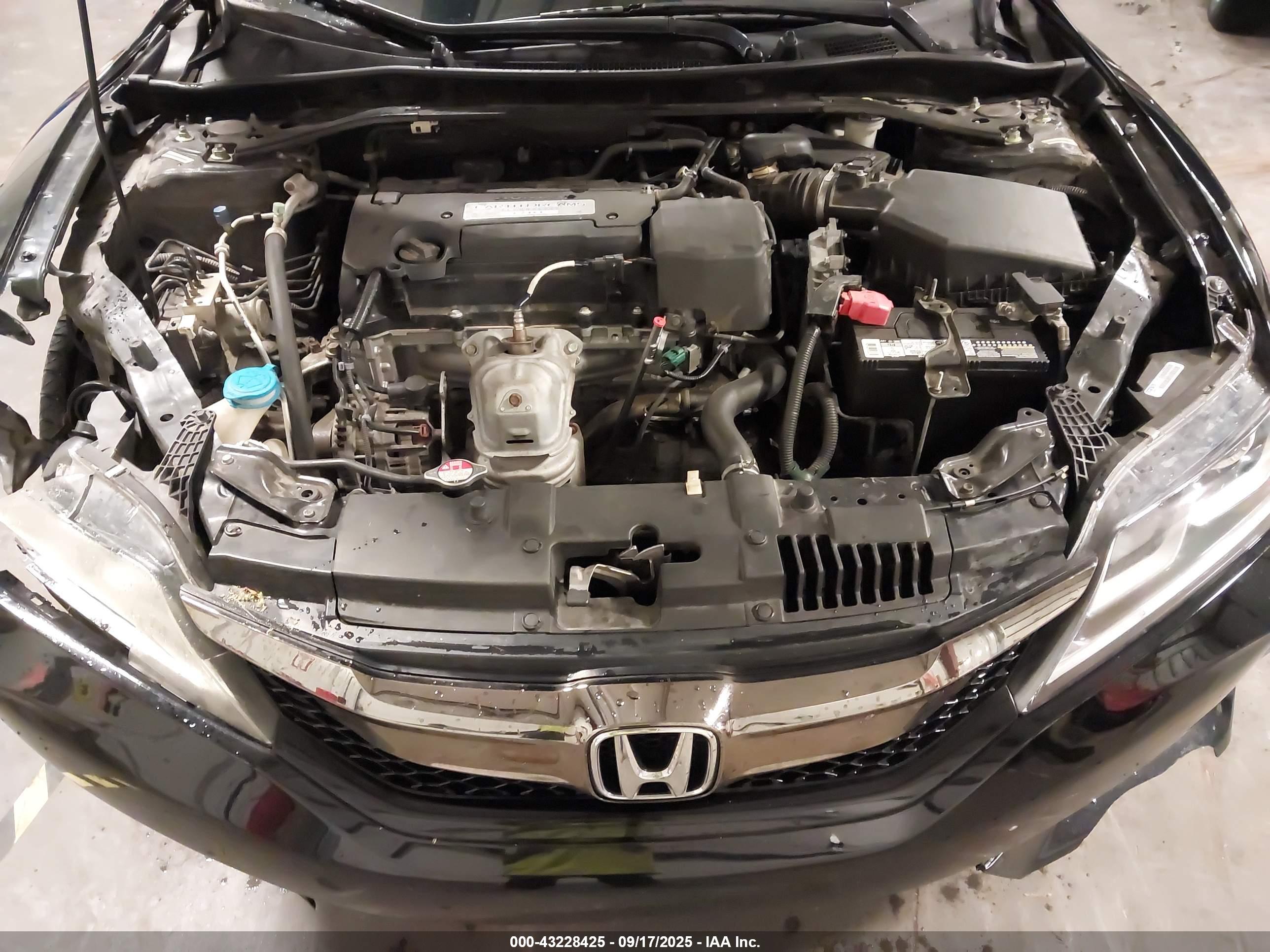 HONDA ACCORD image 10
