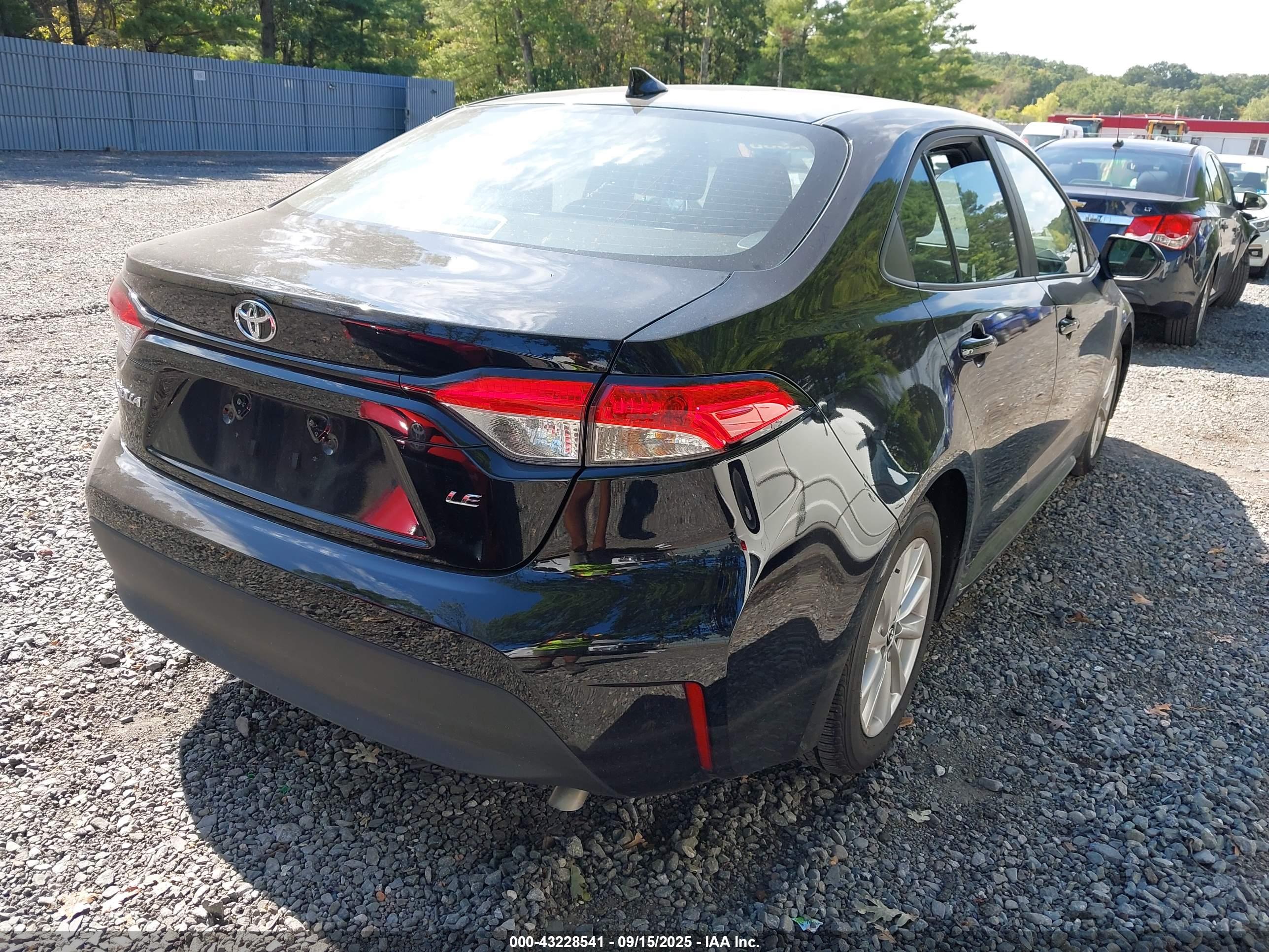 TOYOTA COROLLA image 4