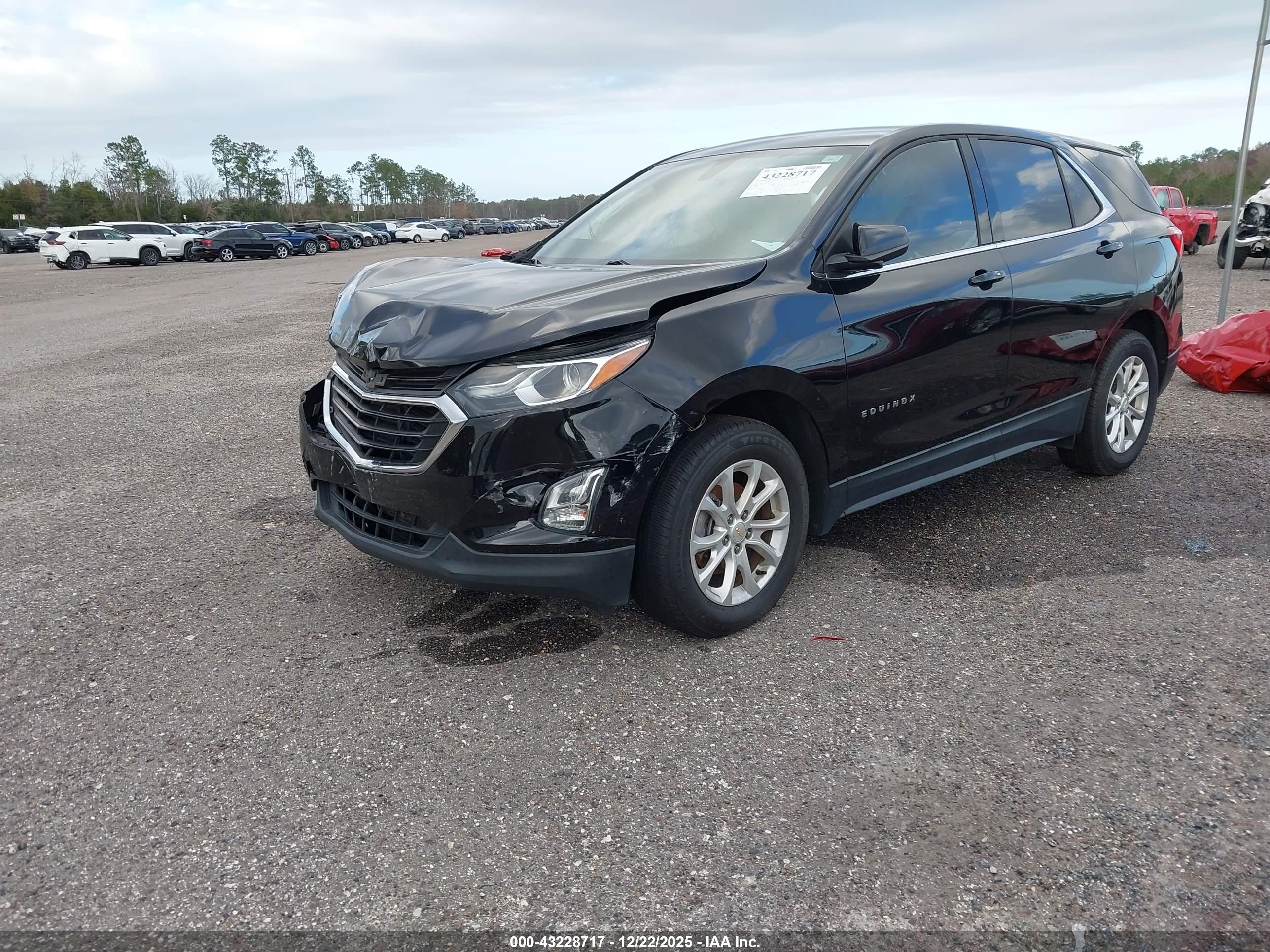CHEVROLET EQUINOX image 2