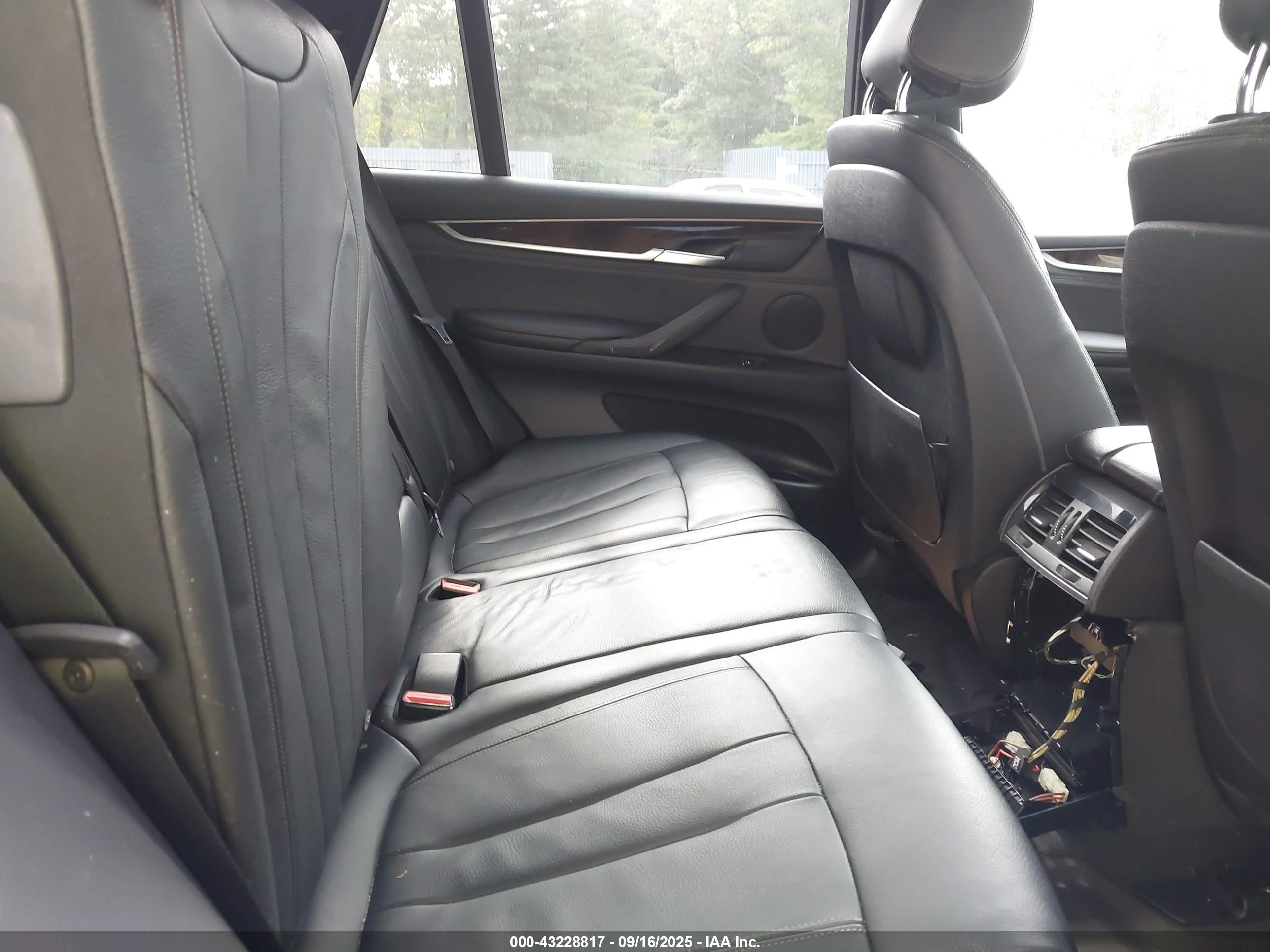 BMW X5 image 8