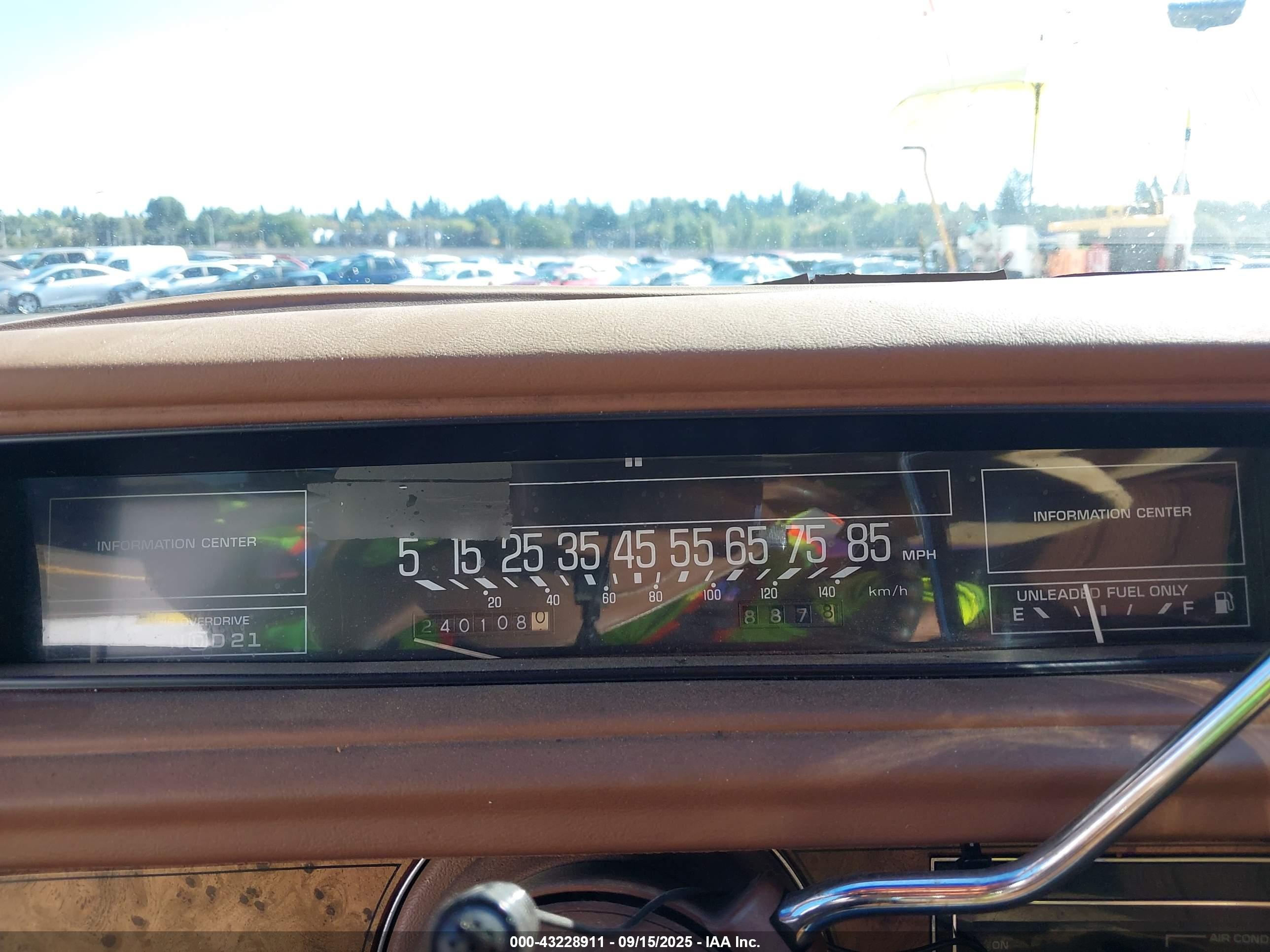 BUICK LESABRE image 7