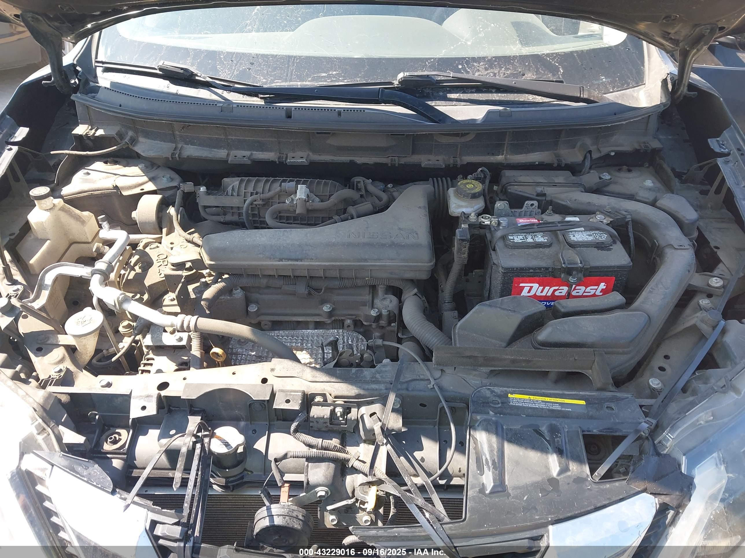 NISSAN ROGUE image 10
