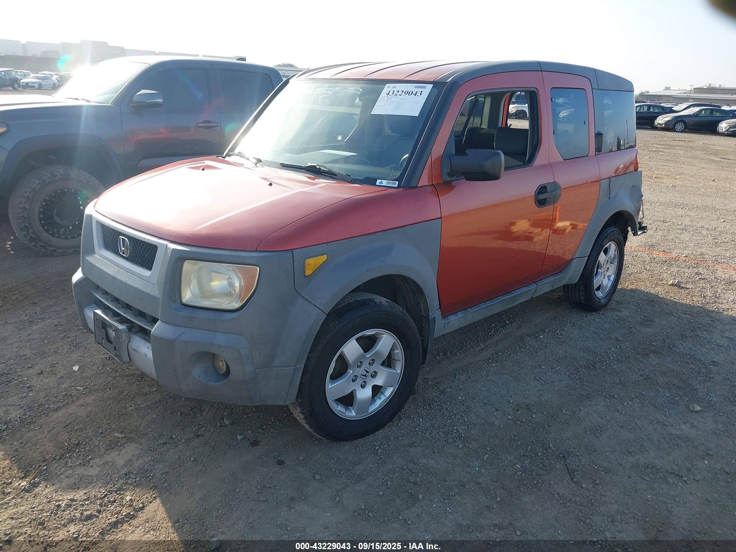 HONDA ELEMENT image 2