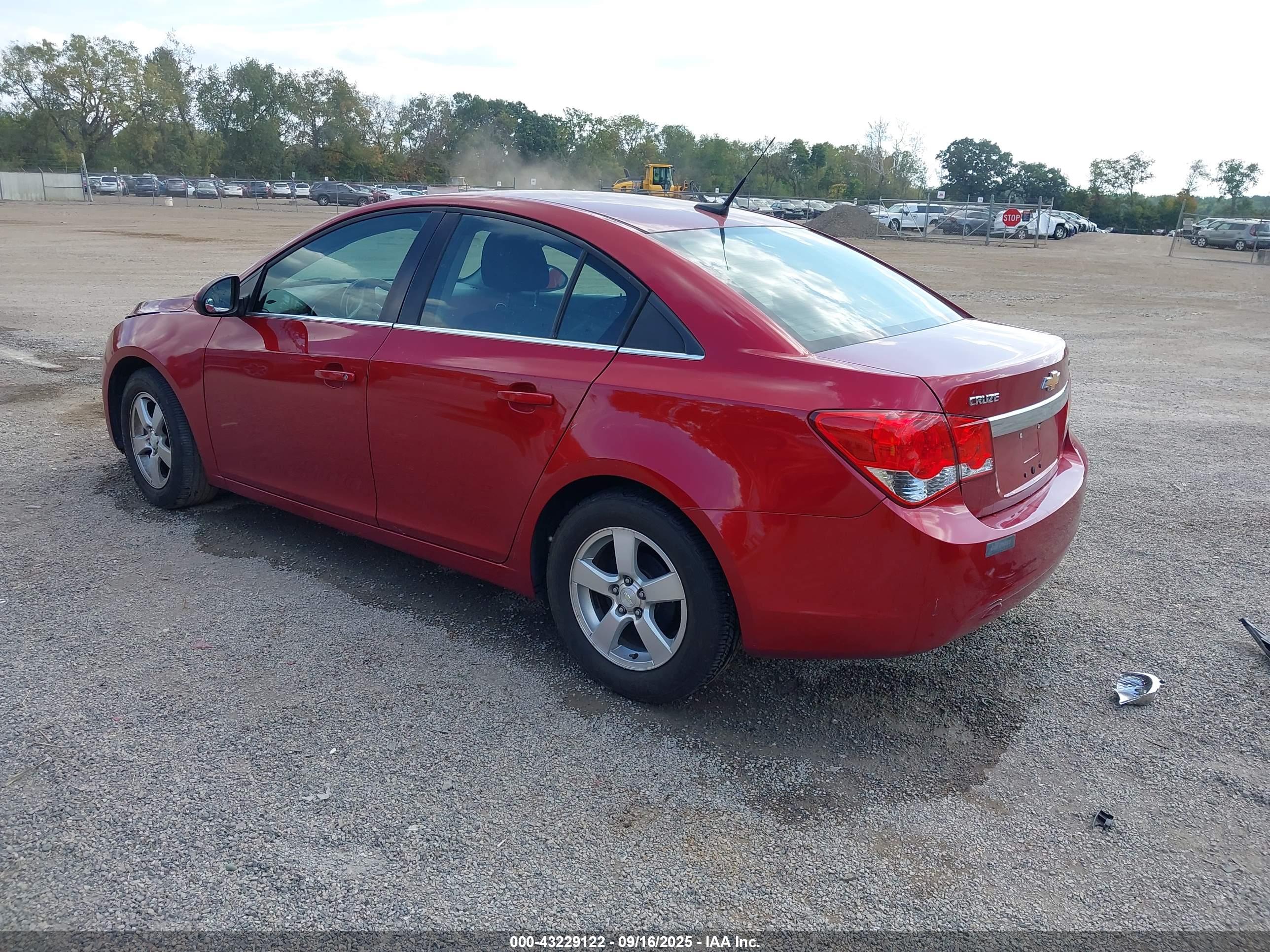 CHEVROLET CRUZE image 3