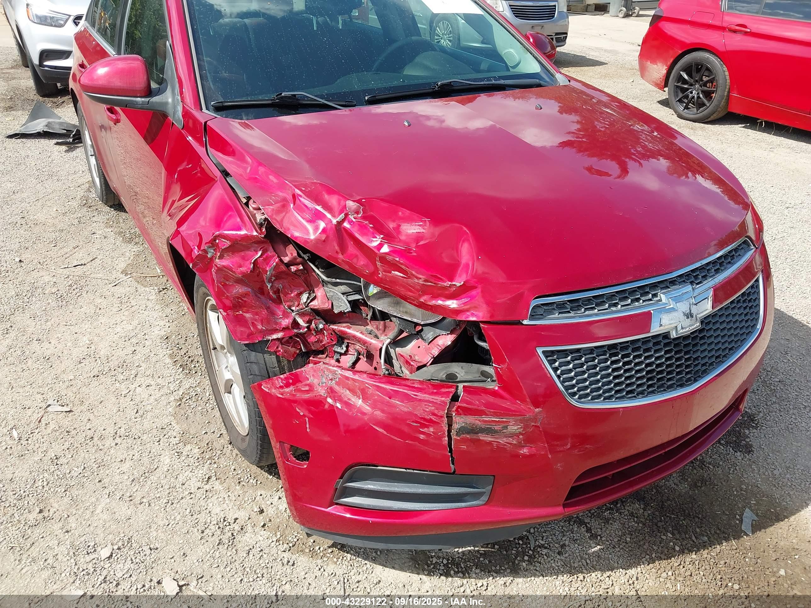 CHEVROLET CRUZE image 6