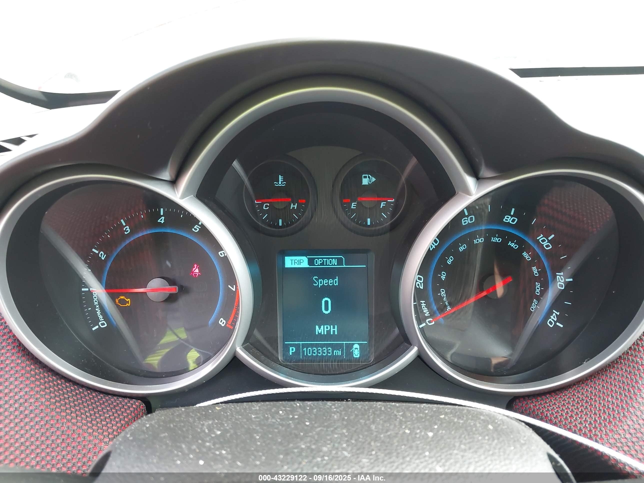 CHEVROLET CRUZE image 7