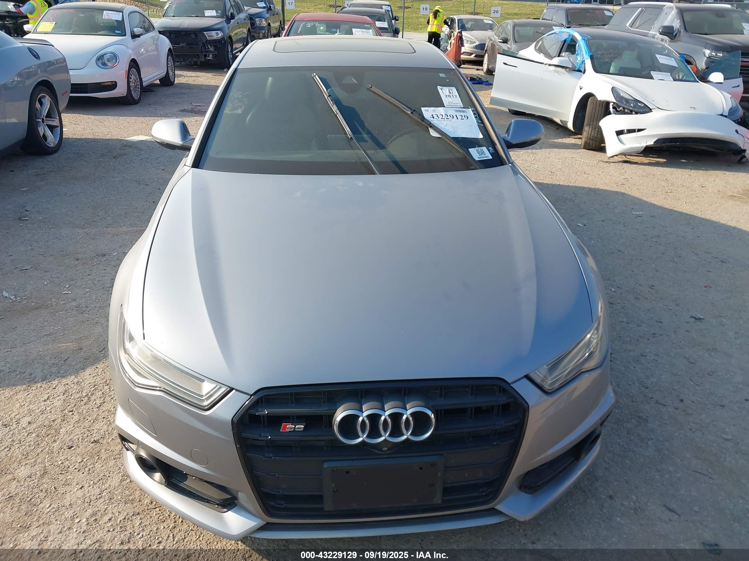 AUDI S6 image 6