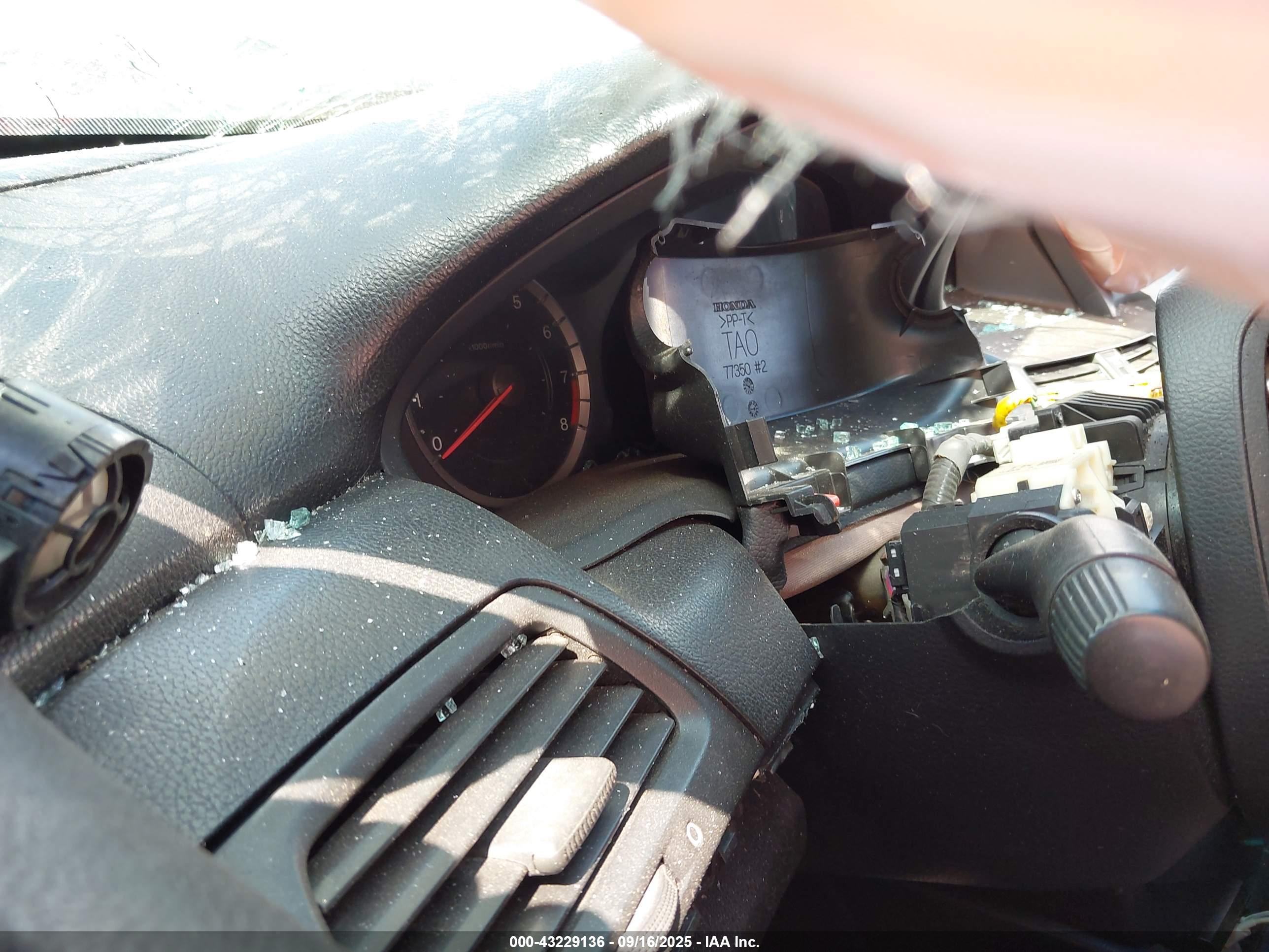 HONDA ACCORD image 7