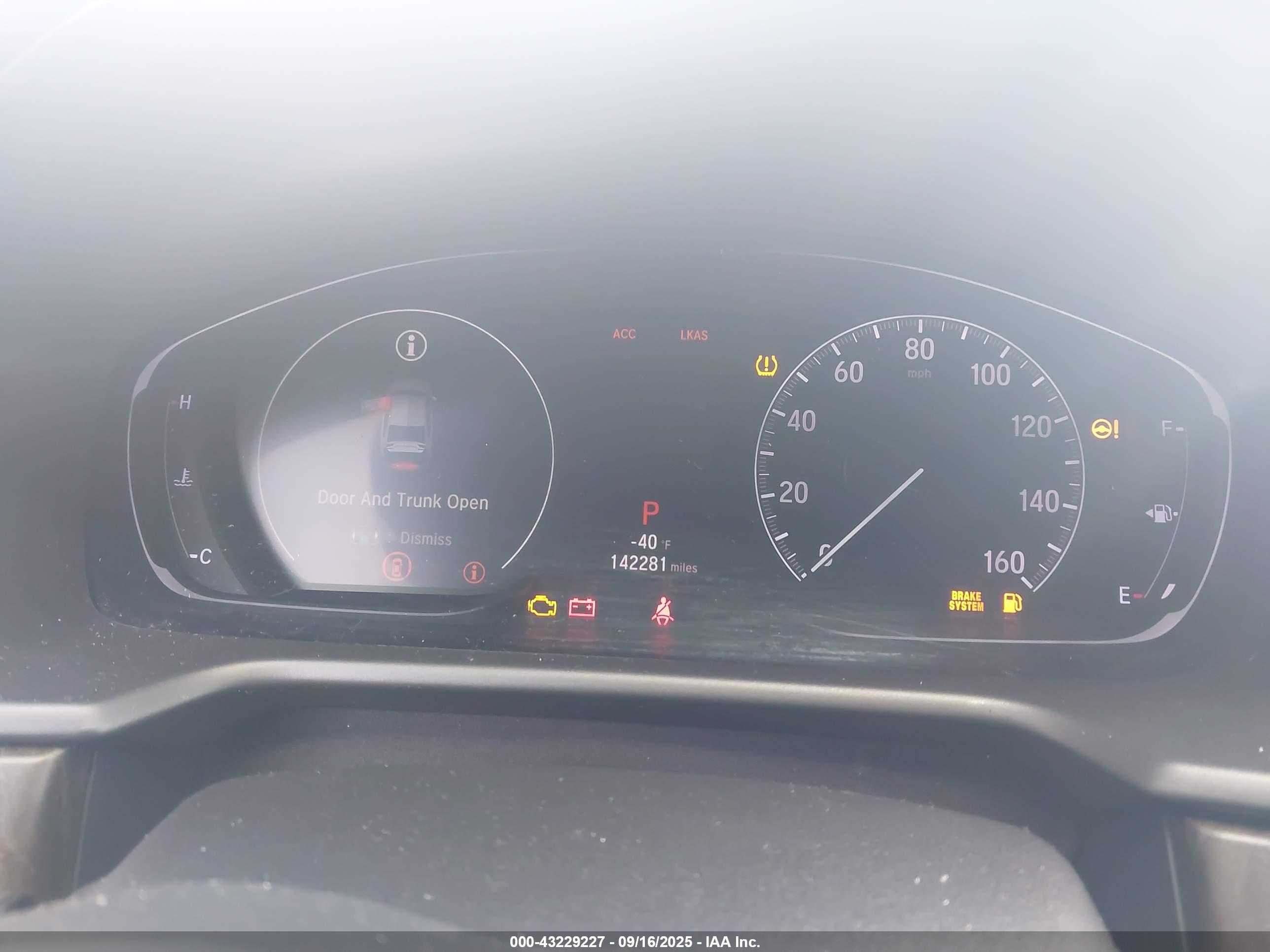 HONDA ACCORD image 7