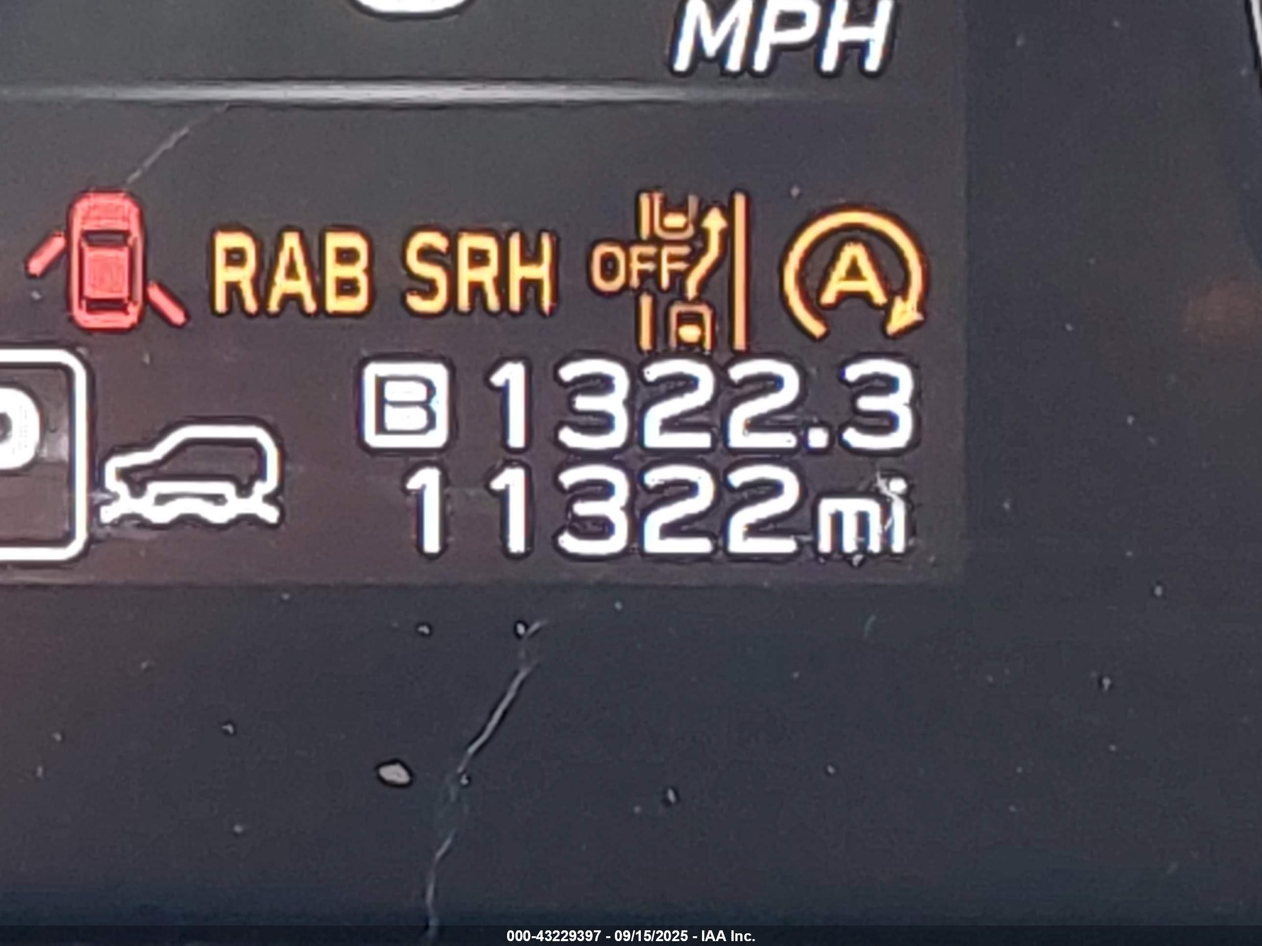 SUBARU OUTBACK image 7