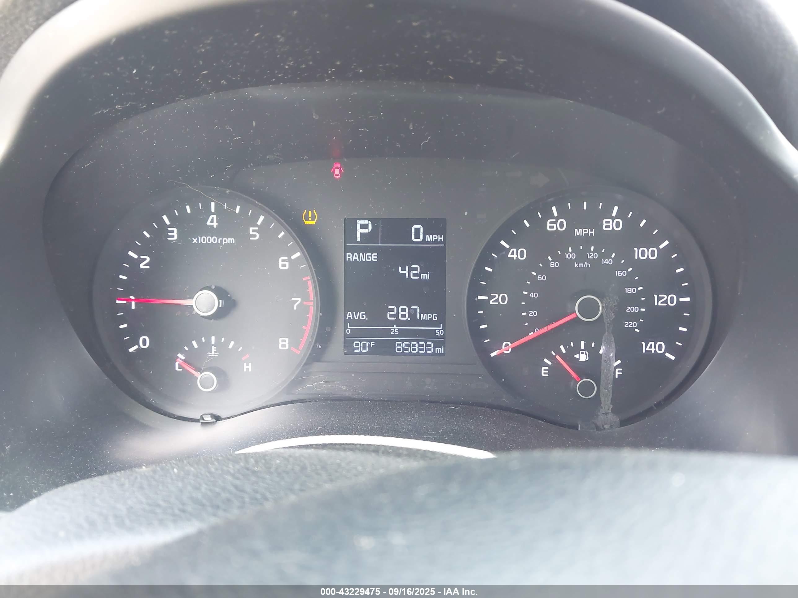 KIA RIO image 7