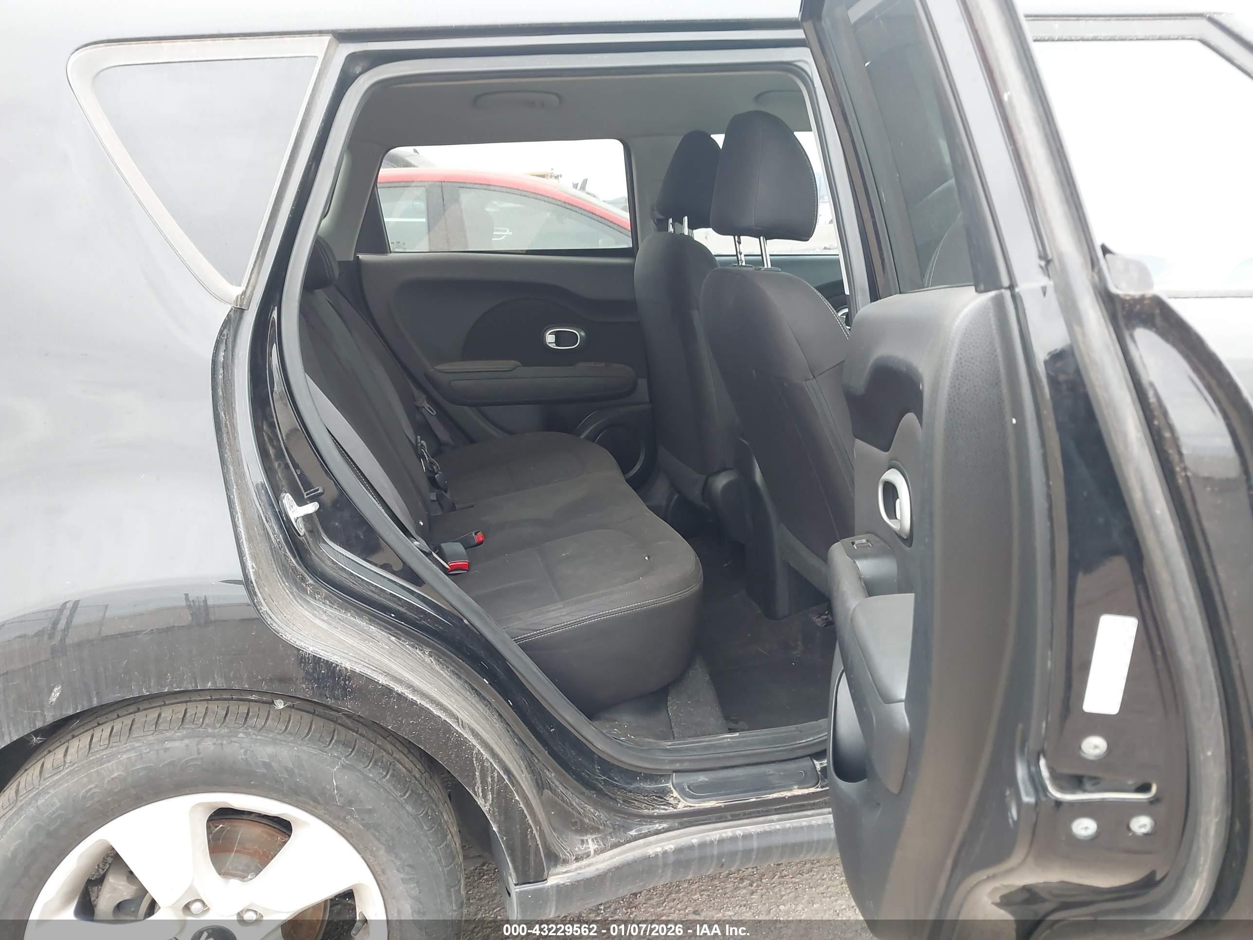 KIA SOUL image 8